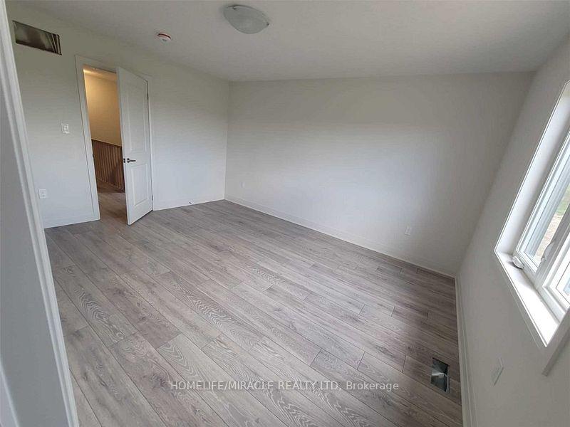 Photo 4 of 50 Middleton Street, Zorra, Thamesford — HOMEH