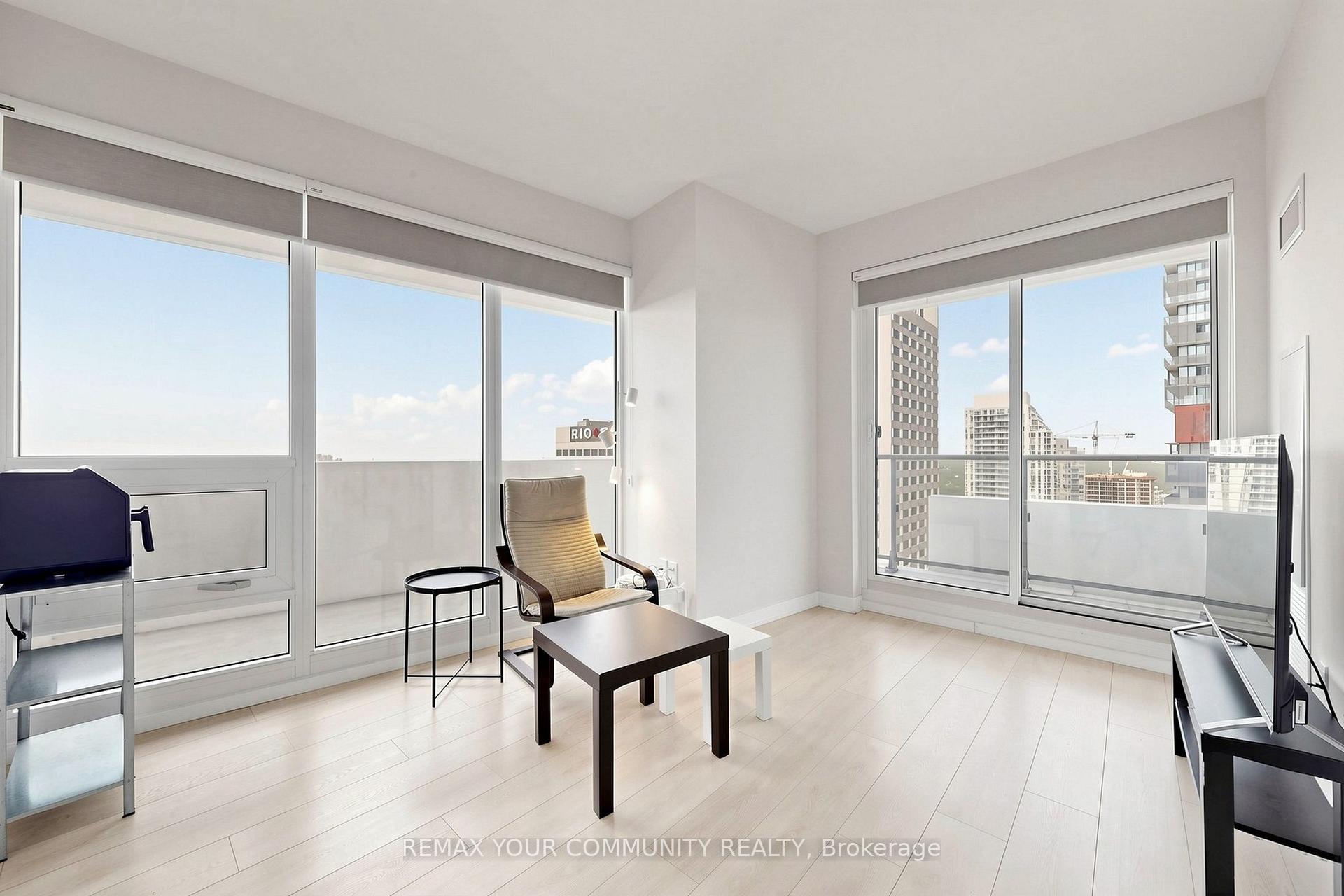 Photo 5 of Unit 2709, 2221 Yonge Street, Toronto, Mount Pleasant West — HOMEH