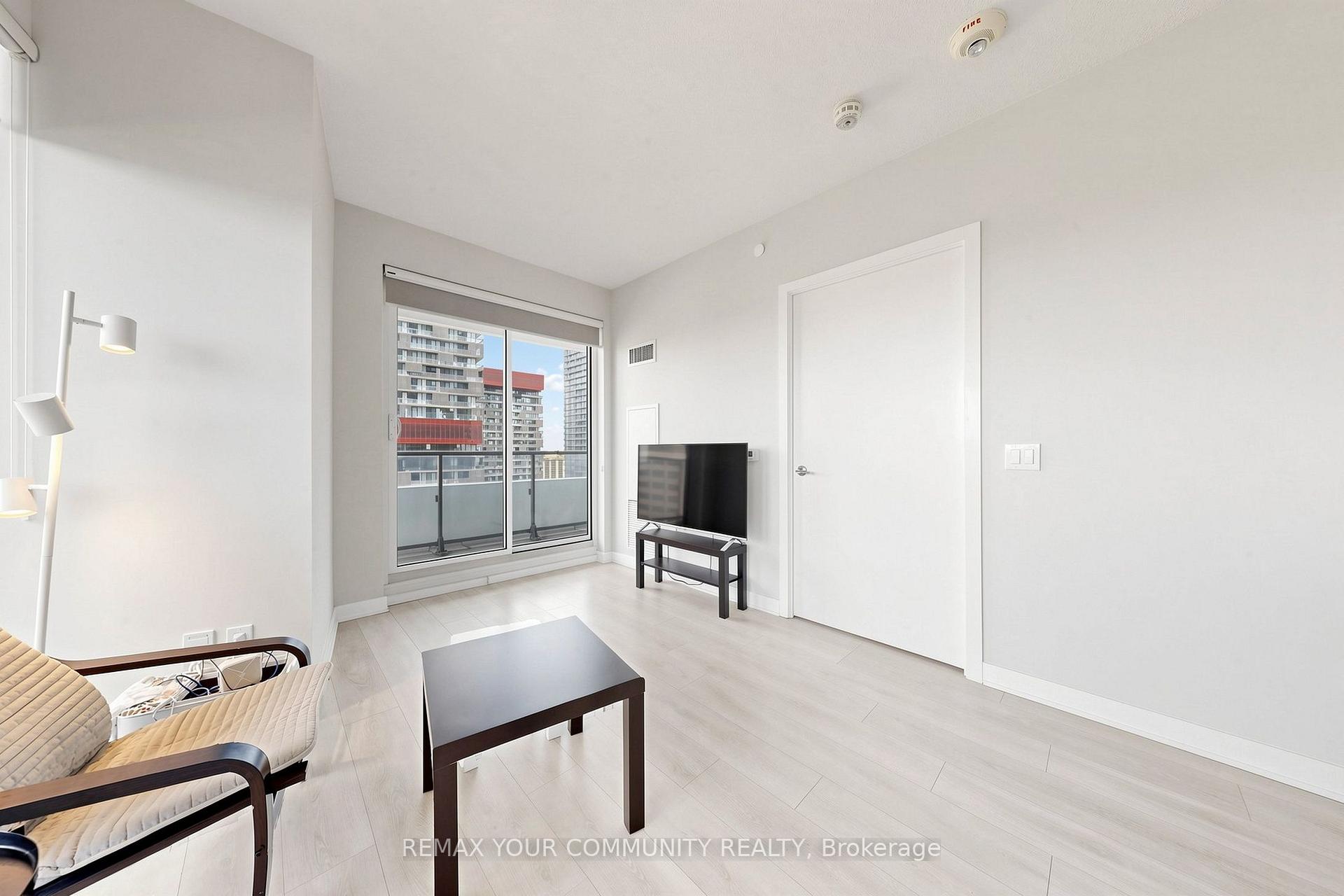 Photo 6 of Unit 2709, 2221 Yonge Street, Toronto, Mount Pleasant West — HOMEH