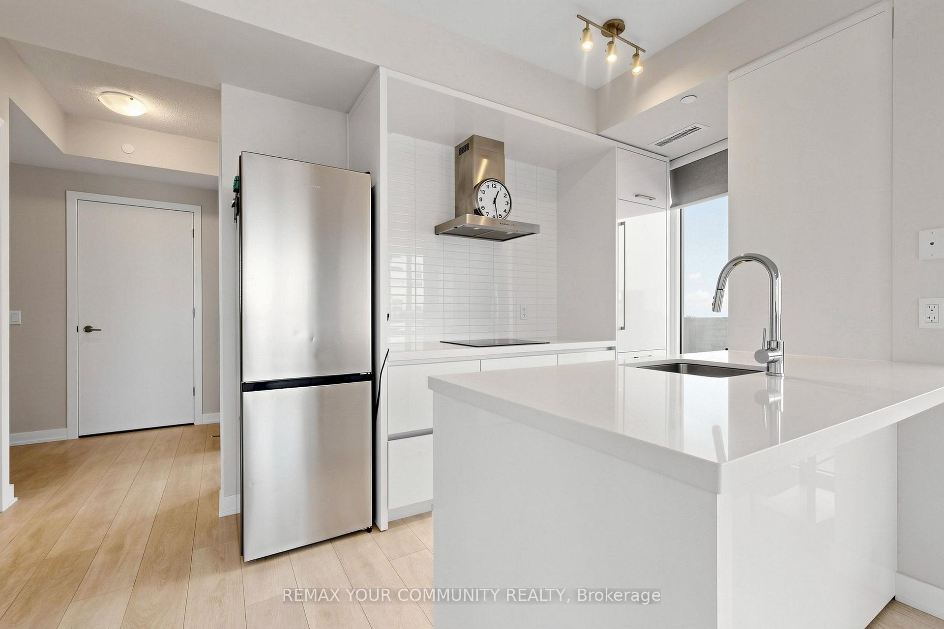 Photo 8 of Unit 2709, 2221 Yonge Street, Toronto, Mount Pleasant West — HOMEH