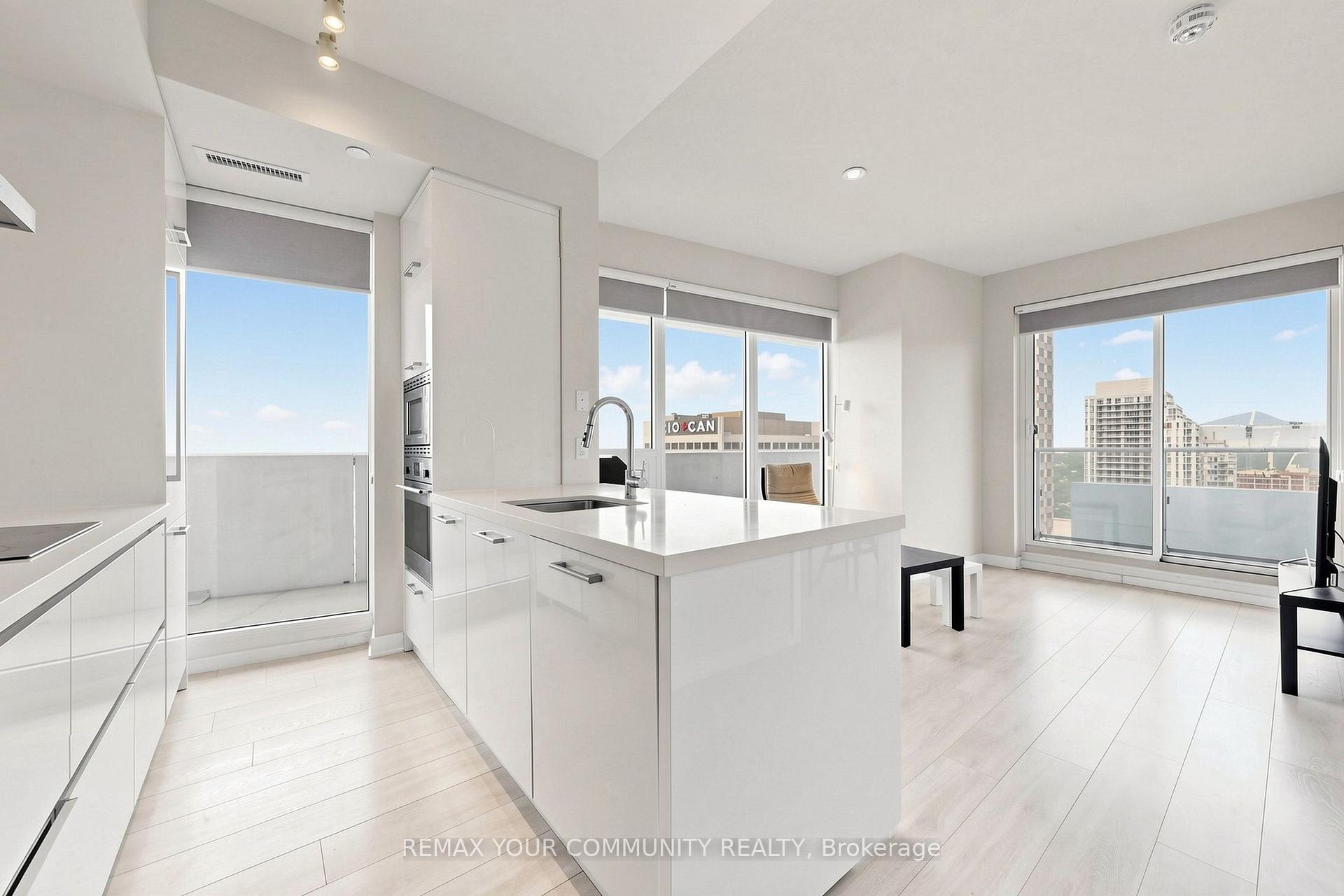 Photo 9 of Unit 2709, 2221 Yonge Street, Toronto, Mount Pleasant West — HOMEH