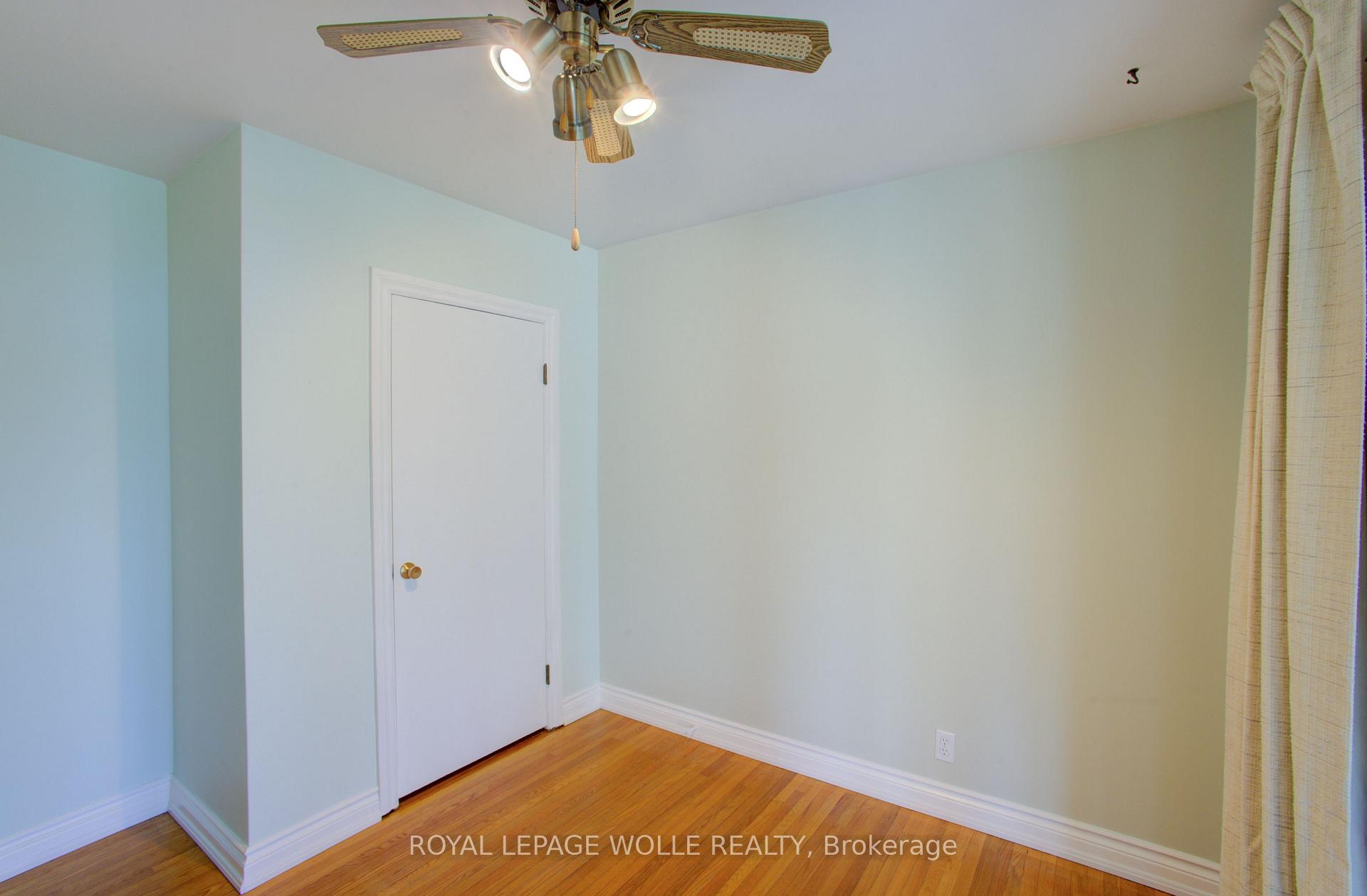 Photo 19 of 52 Queenston Crescent, Kitchener, Grand River North — HOMEH