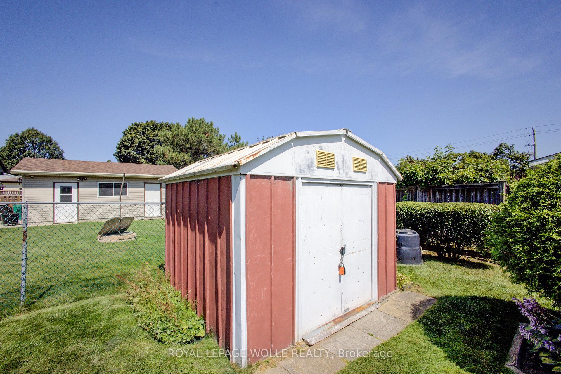 Photo 40 of 52 Queenston Crescent, Kitchener, Grand River North — HOMEH