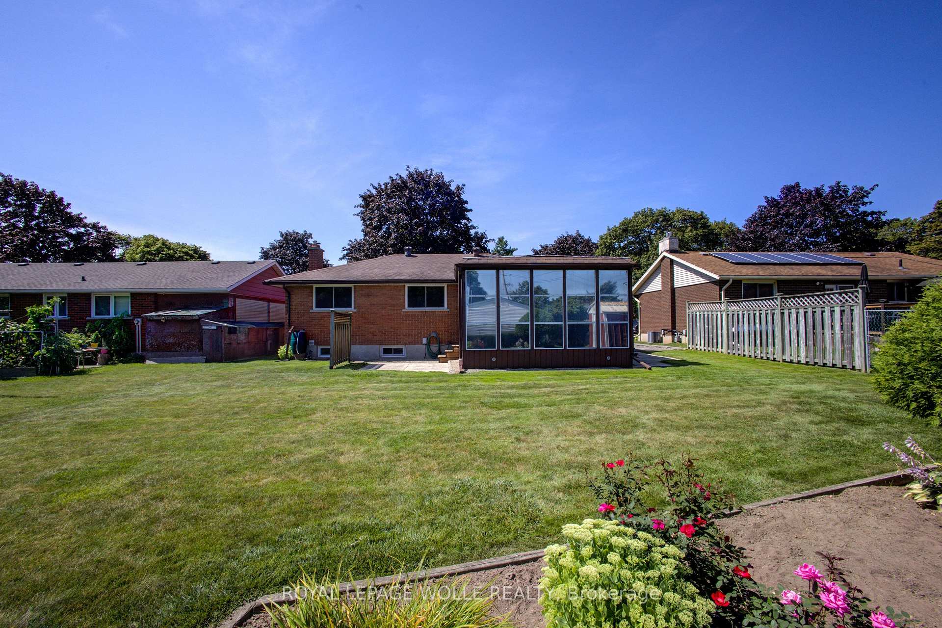 Photo 41 of 52 Queenston Crescent, Kitchener, Grand River North — HOMEH