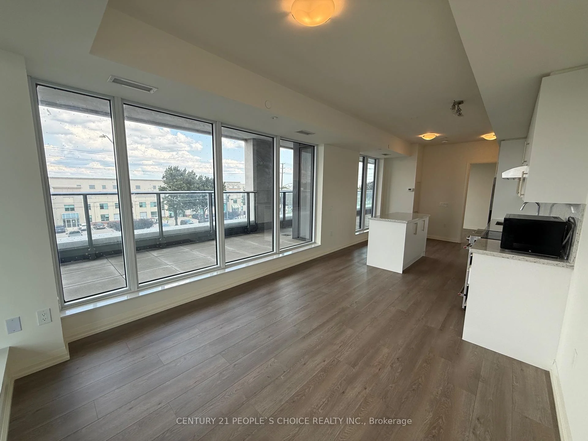 Photo 7 of Unit 205, 8960 Jane Street, Vaughan, Concord — HOMEH