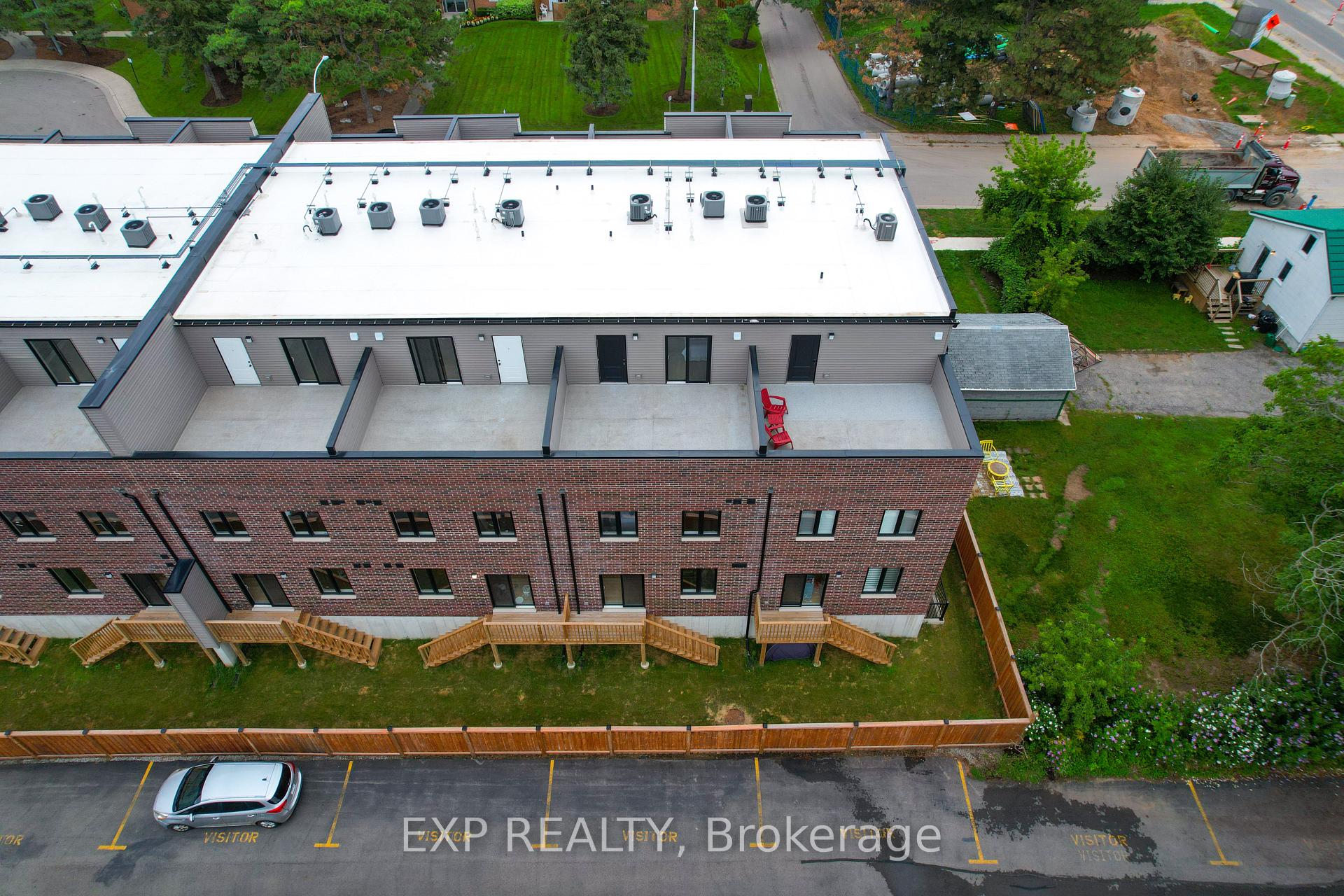 Photo 39 of Unit 12, 2 Slessor Boulevard, Grimsby, Grimsby West — HOMEH