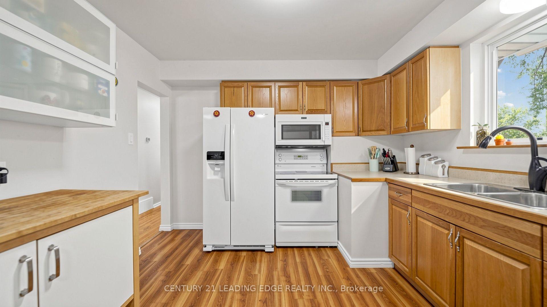 Photo 13 of 14 Winlaw Place, Markham, Markham Village — HOMEH