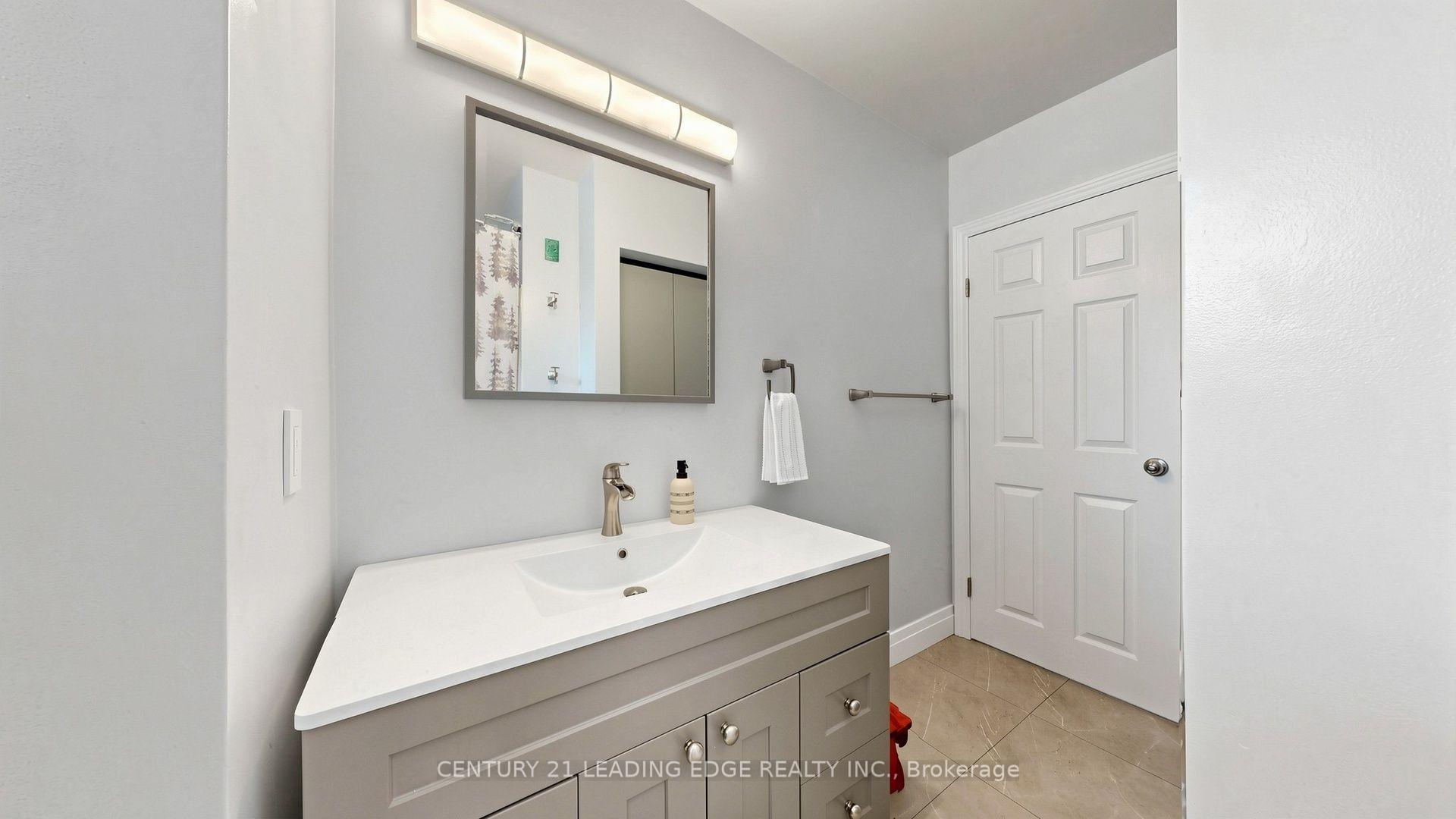 Photo 27 of 14 Winlaw Place, Markham, Markham Village — HOMEH