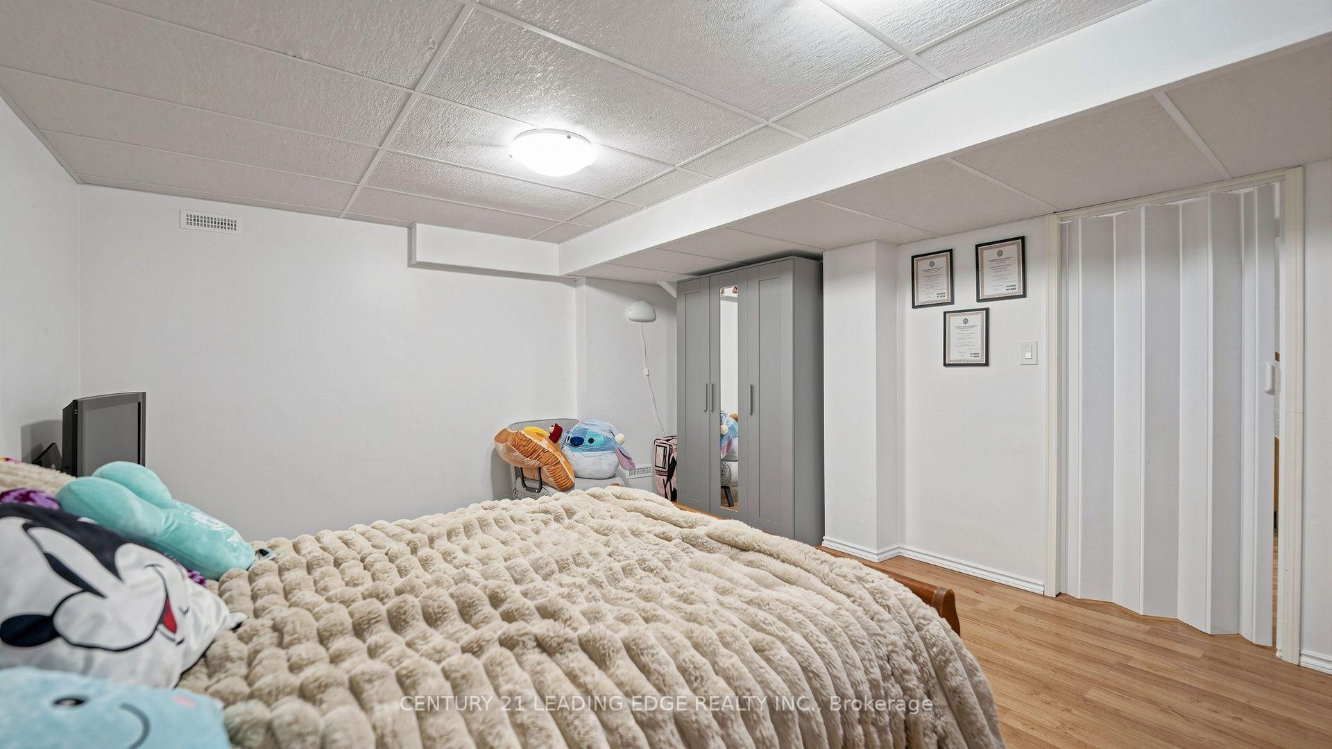 Photo 35 of 14 Winlaw Place, Markham, Markham Village — HOMEH
