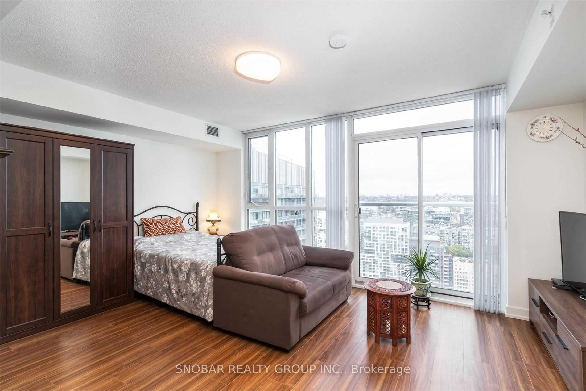 Photo 5 of Unit 3608, 85 Queens Wharf Road, Toronto, Waterfront Communities — HOMEH