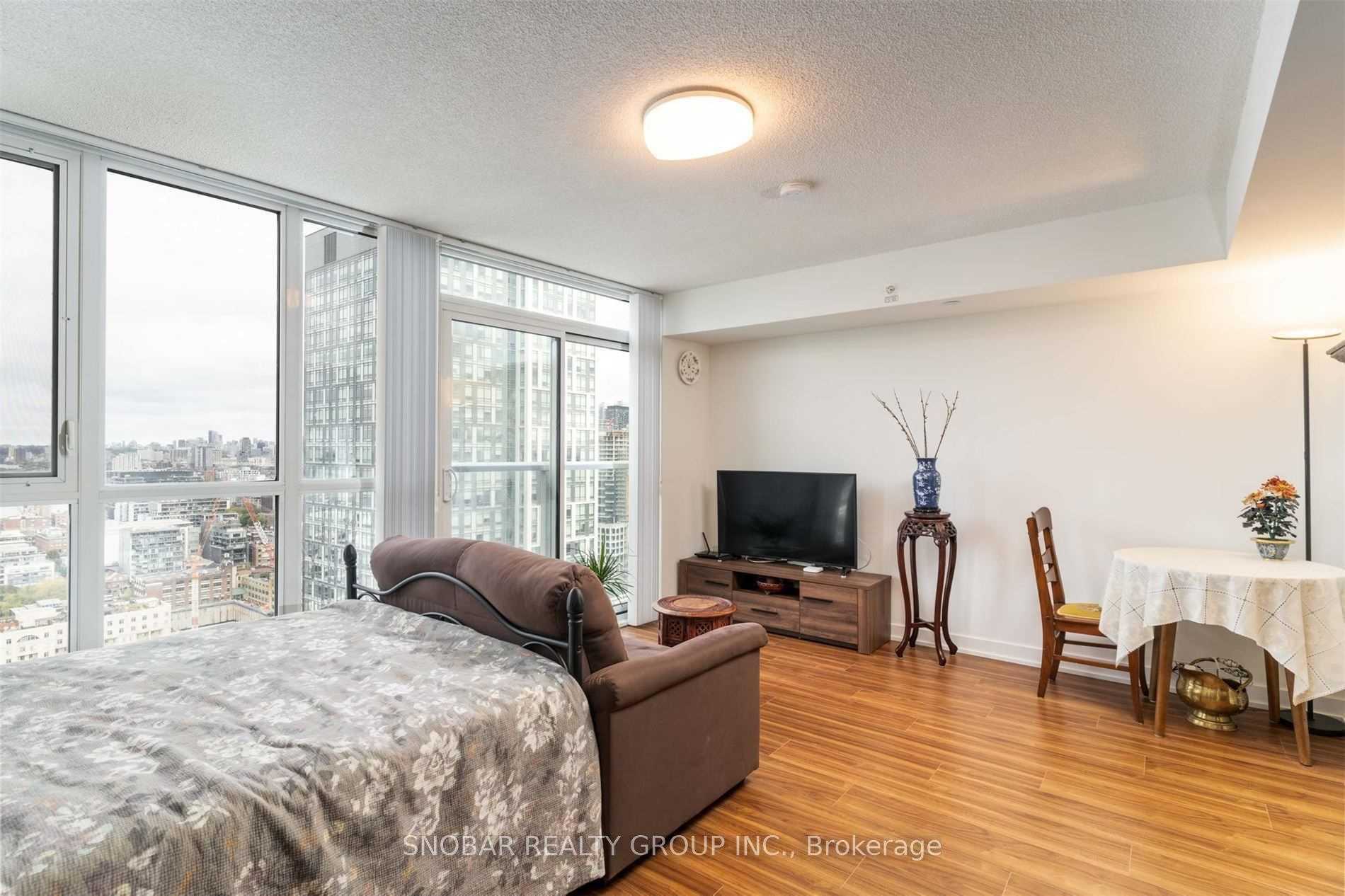 Photo 7 of Unit 3608, 85 Queens Wharf Road, Toronto, Waterfront Communities — HOMEH