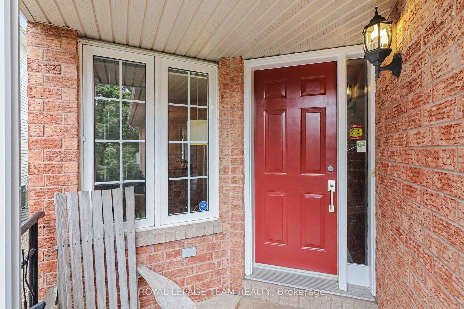 Photo 5 of 45 Coleridge Street, Ottawa, Central Park — HOMEH