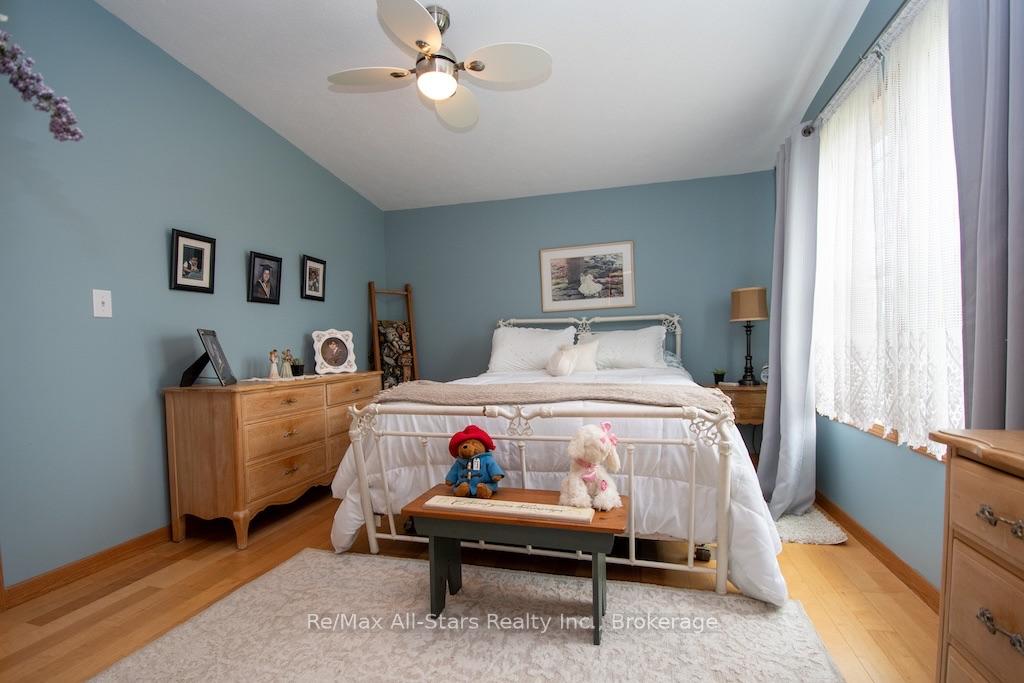 Photo 27 of 51 Creekside Circle, Kawartha Lakes, Verulam — HOMEH