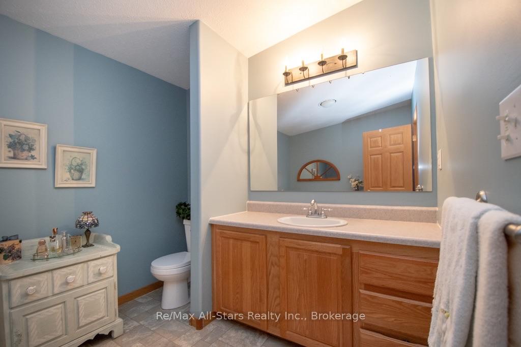 Photo 30 of 51 Creekside Circle, Kawartha Lakes, Verulam — HOMEH