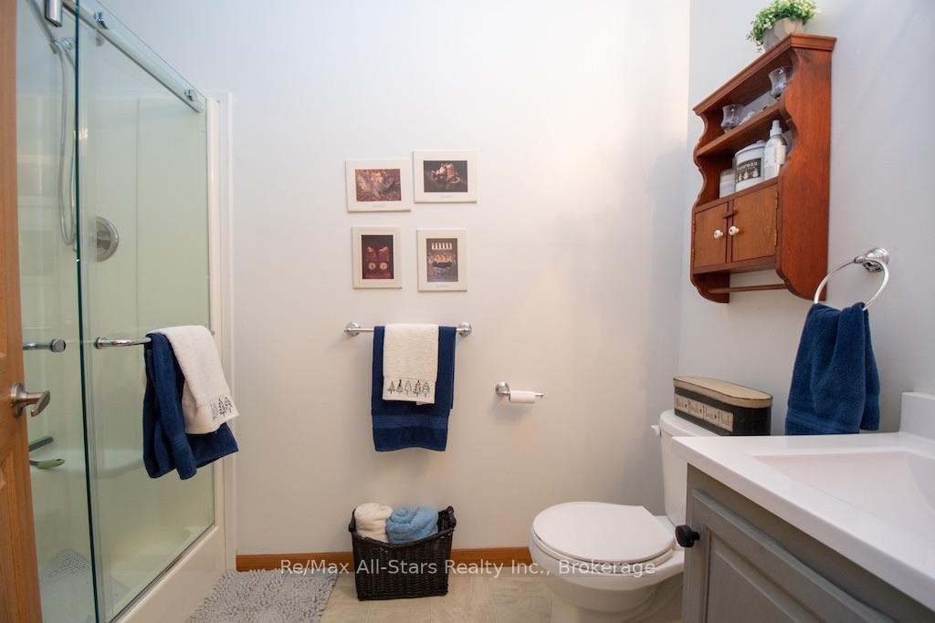 Photo 34 of 51 Creekside Circle, Kawartha Lakes, Verulam — HOMEH