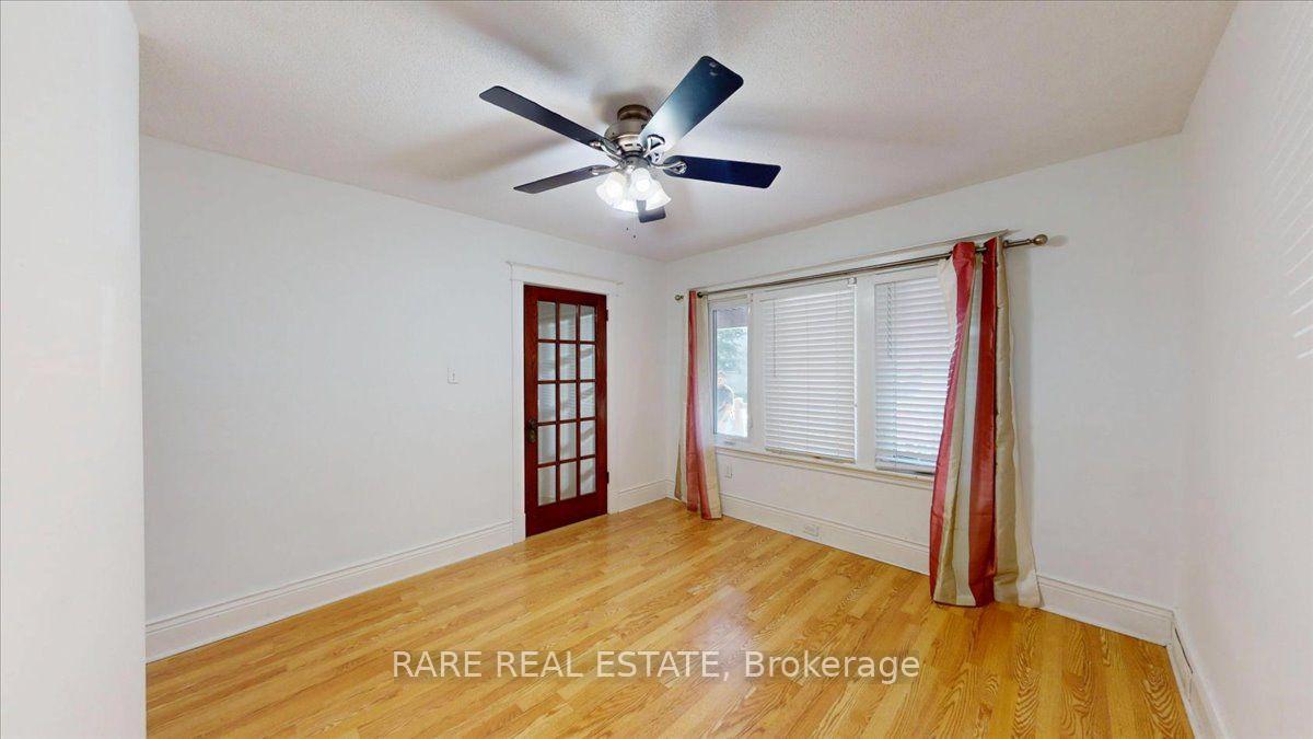 Photo 5 of Unit 1, 8 Balsam Avenue N, Hamilton, Stipley — HOMEH