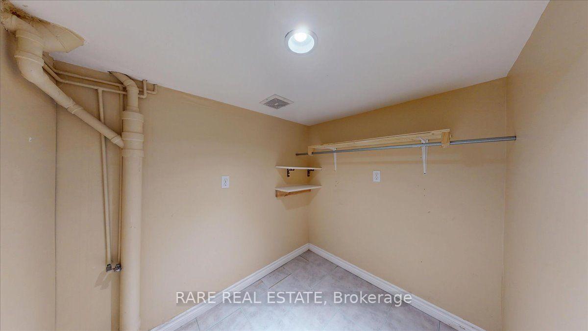 Photo 33 of Unit 1, 8 Balsam Avenue N, Hamilton, Stipley — HOMEH