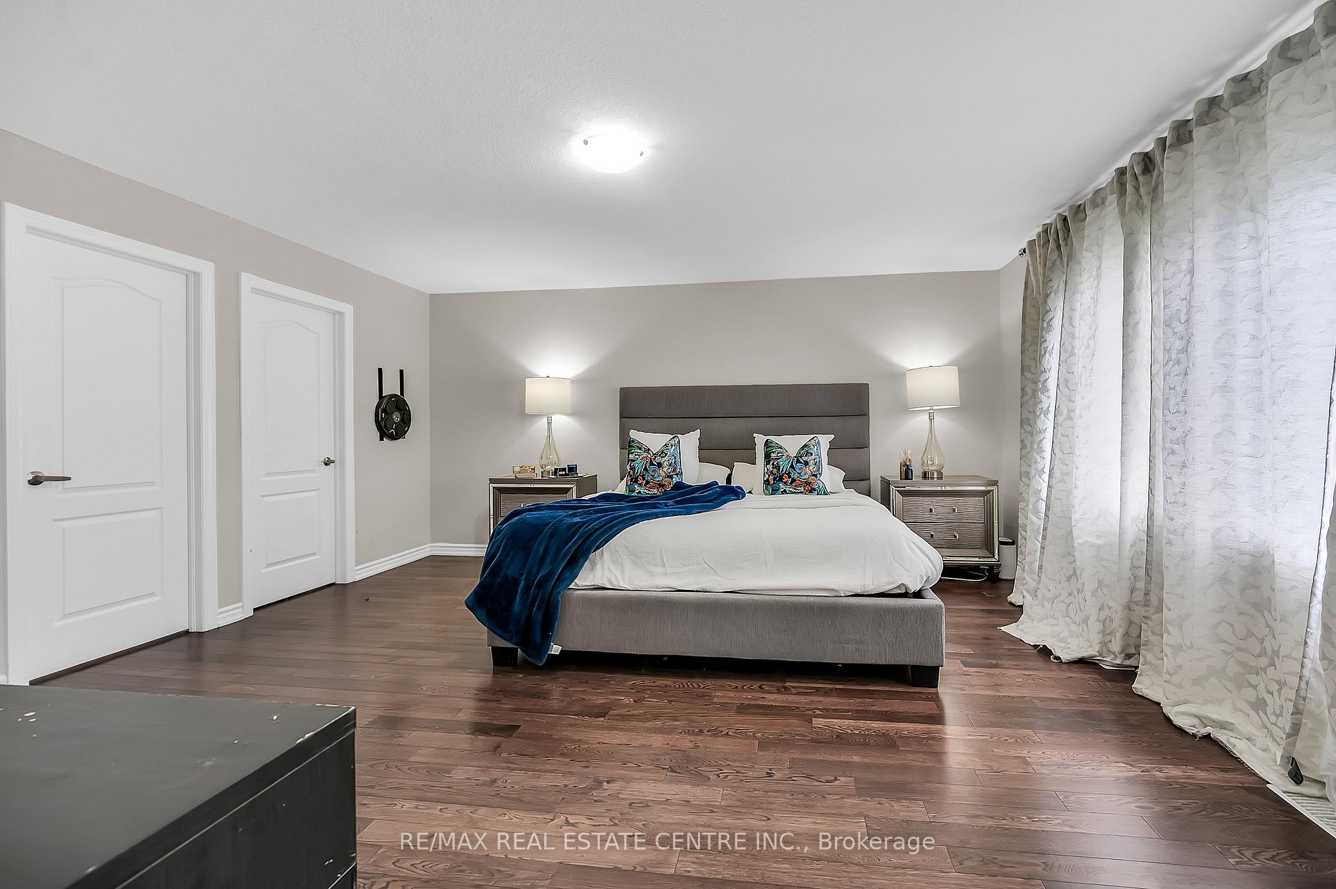Photo 29 of 198 Whithorn Crescent, Haldimand — HOMEH
