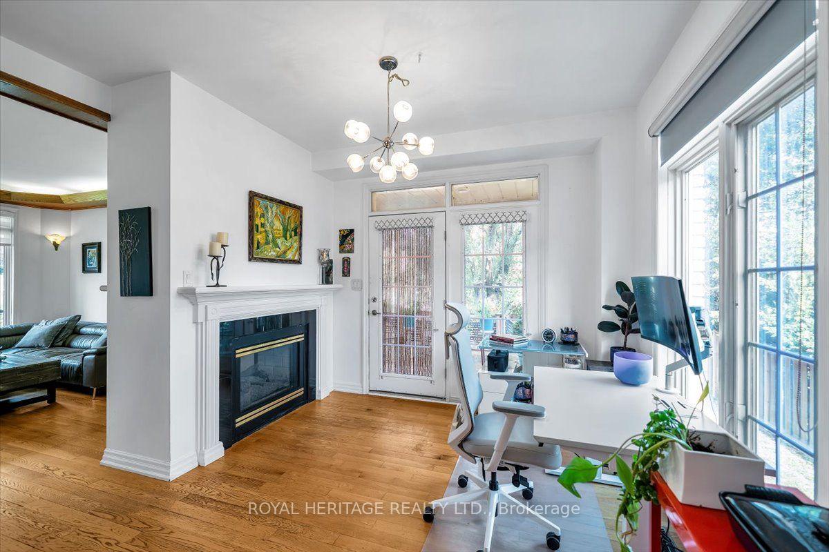 Photo 9 of 828 Wildflower Court, Oshawa, Centennial — HOMEH