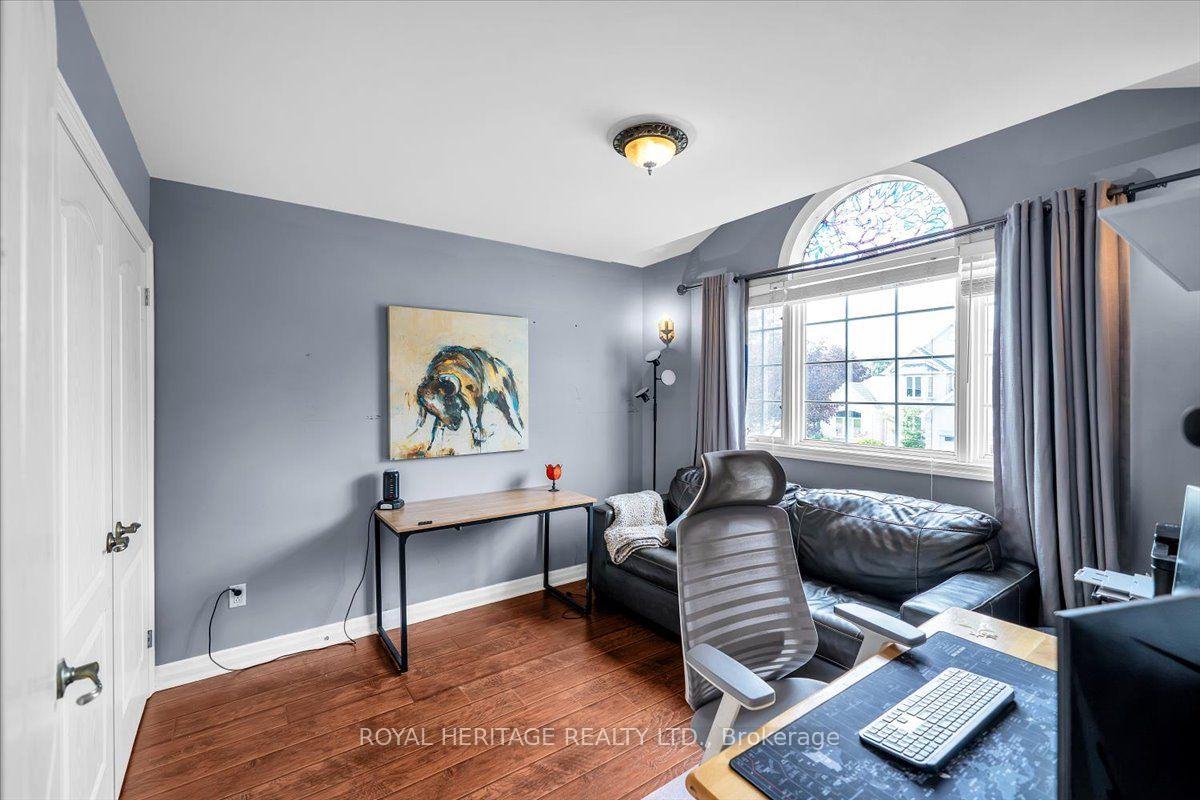 Photo 25 of 828 Wildflower Court, Oshawa, Centennial — HOMEH