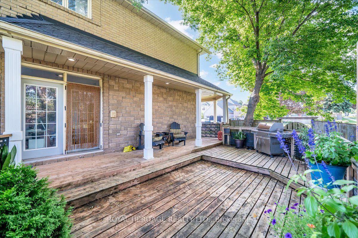 Photo 38 of 828 Wildflower Court, Oshawa, Centennial — HOMEH