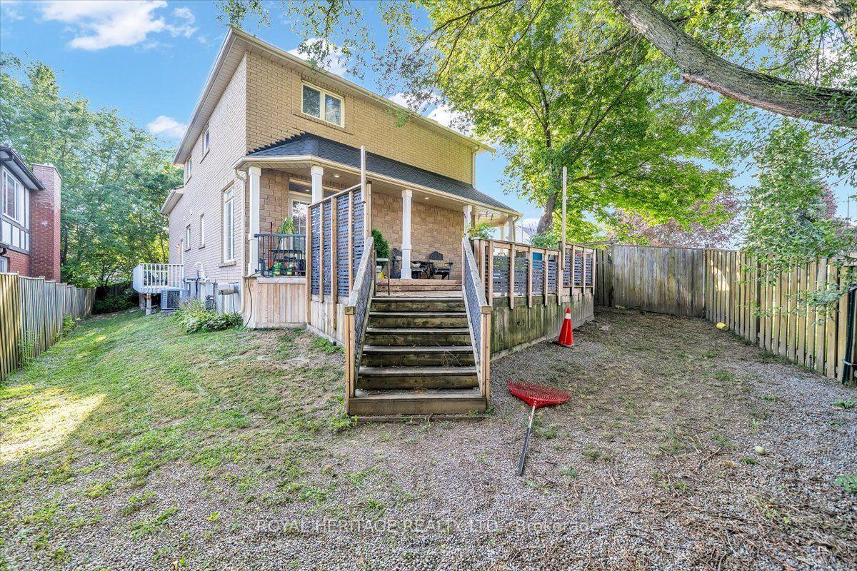 Photo 40 of 828 Wildflower Court, Oshawa, Centennial — HOMEH