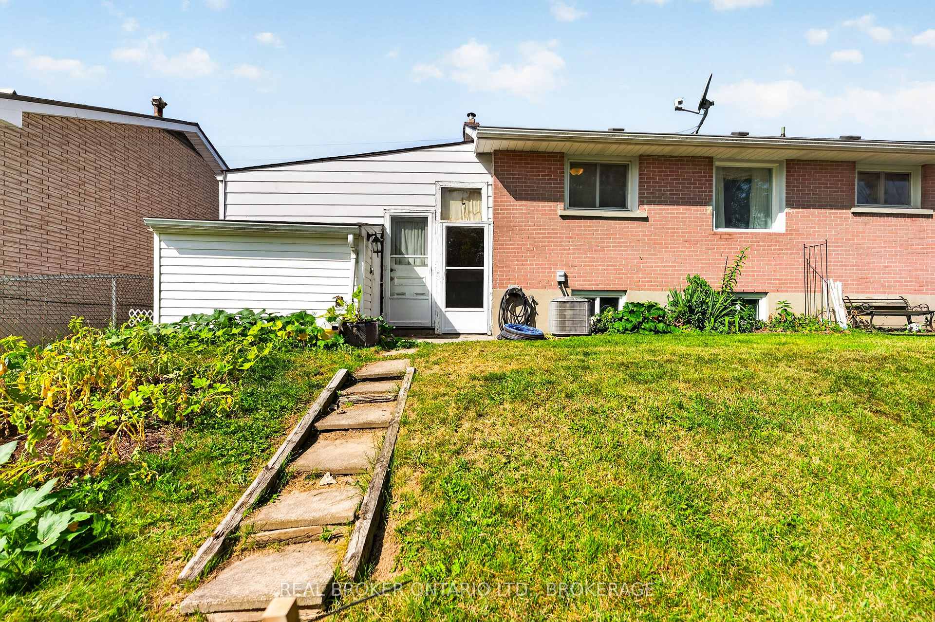 Photo 29 of 283 Camden Road, Greater Napanee, Greater Napanee — HOMEH