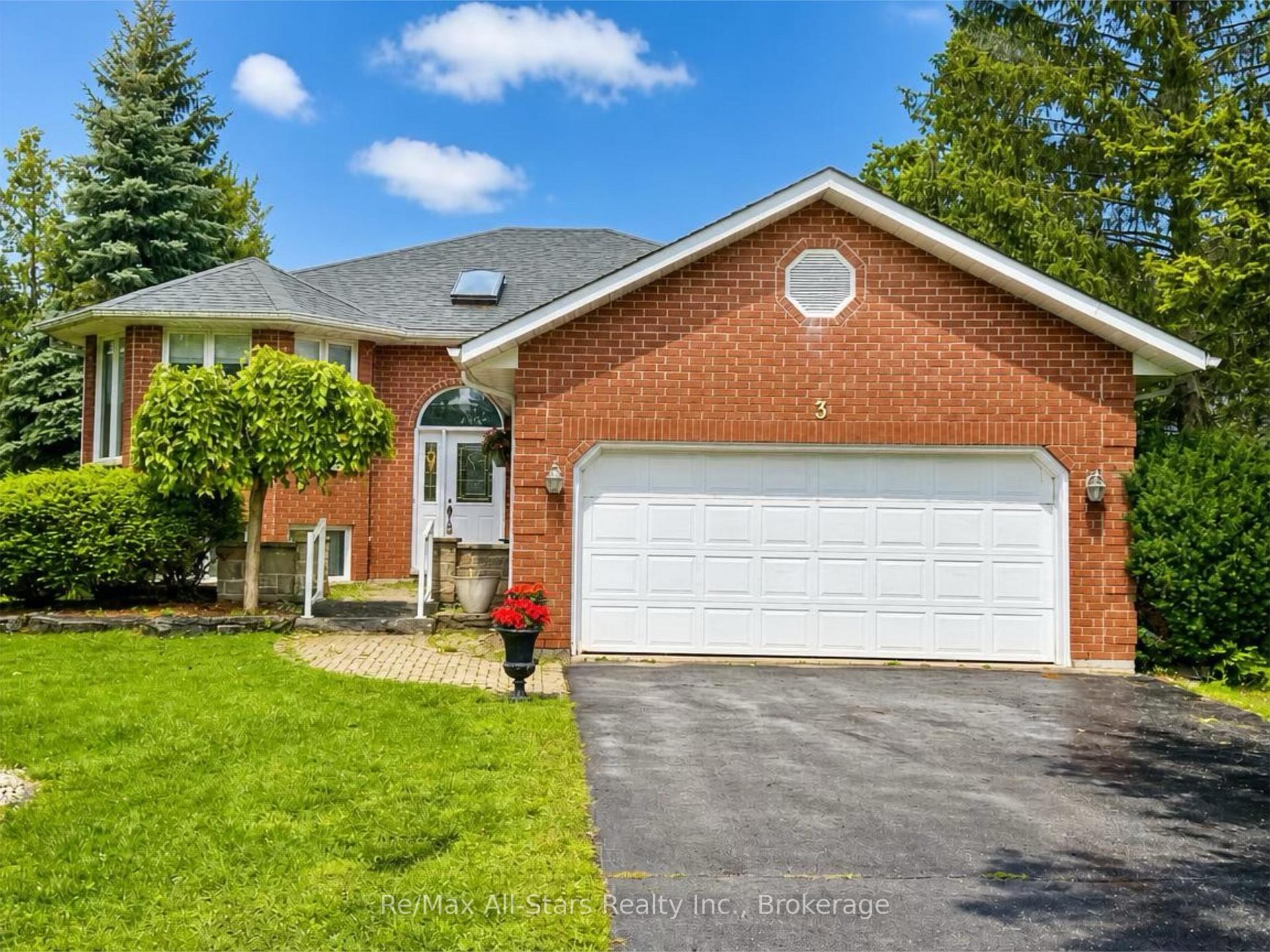 Photo 1 of 3 Governors Drive, Kawartha Lakes, Bobcaygeon — HOMEH