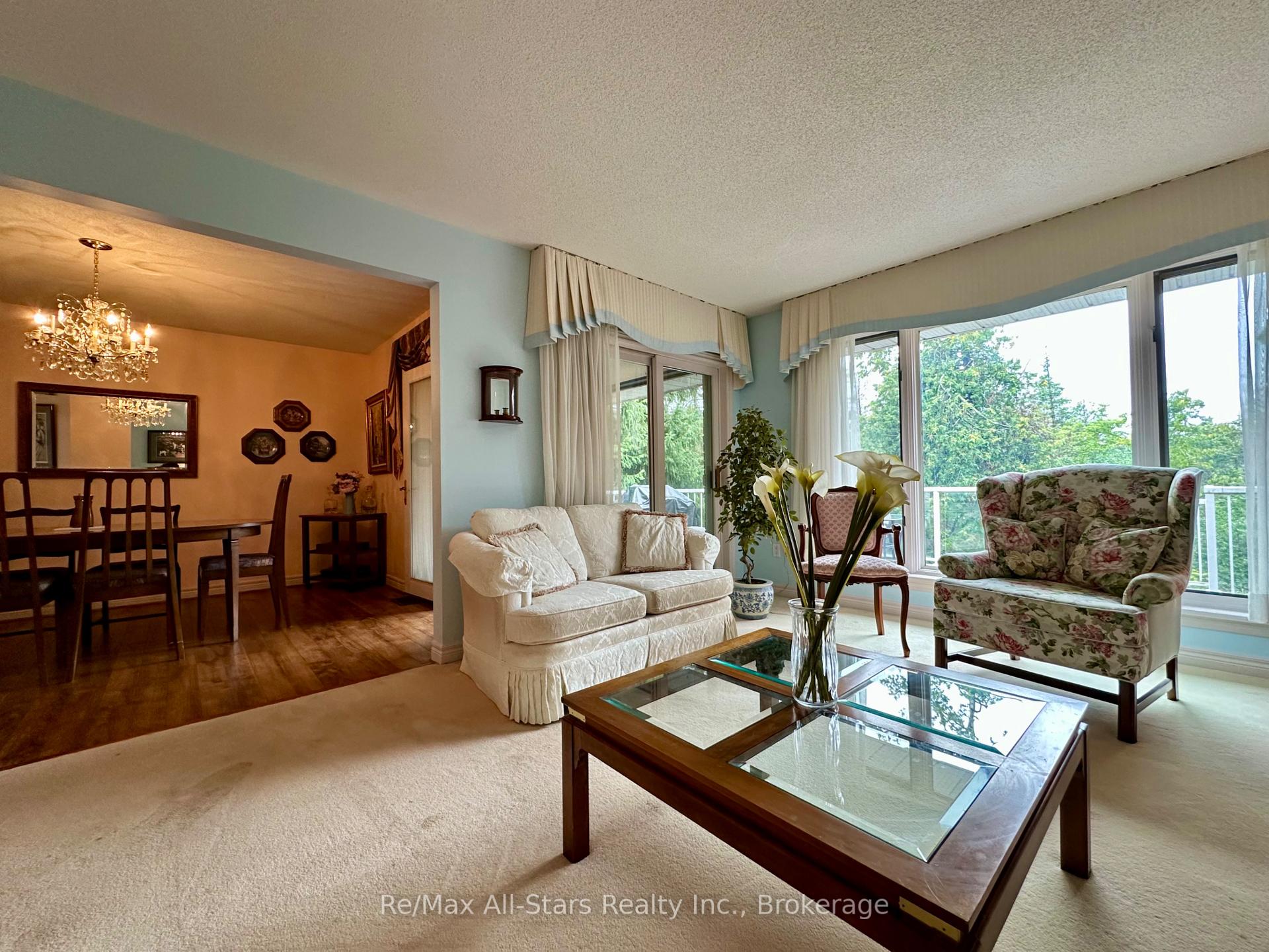 Photo 12 of 3 Governors Drive, Kawartha Lakes, Bobcaygeon — HOMEH