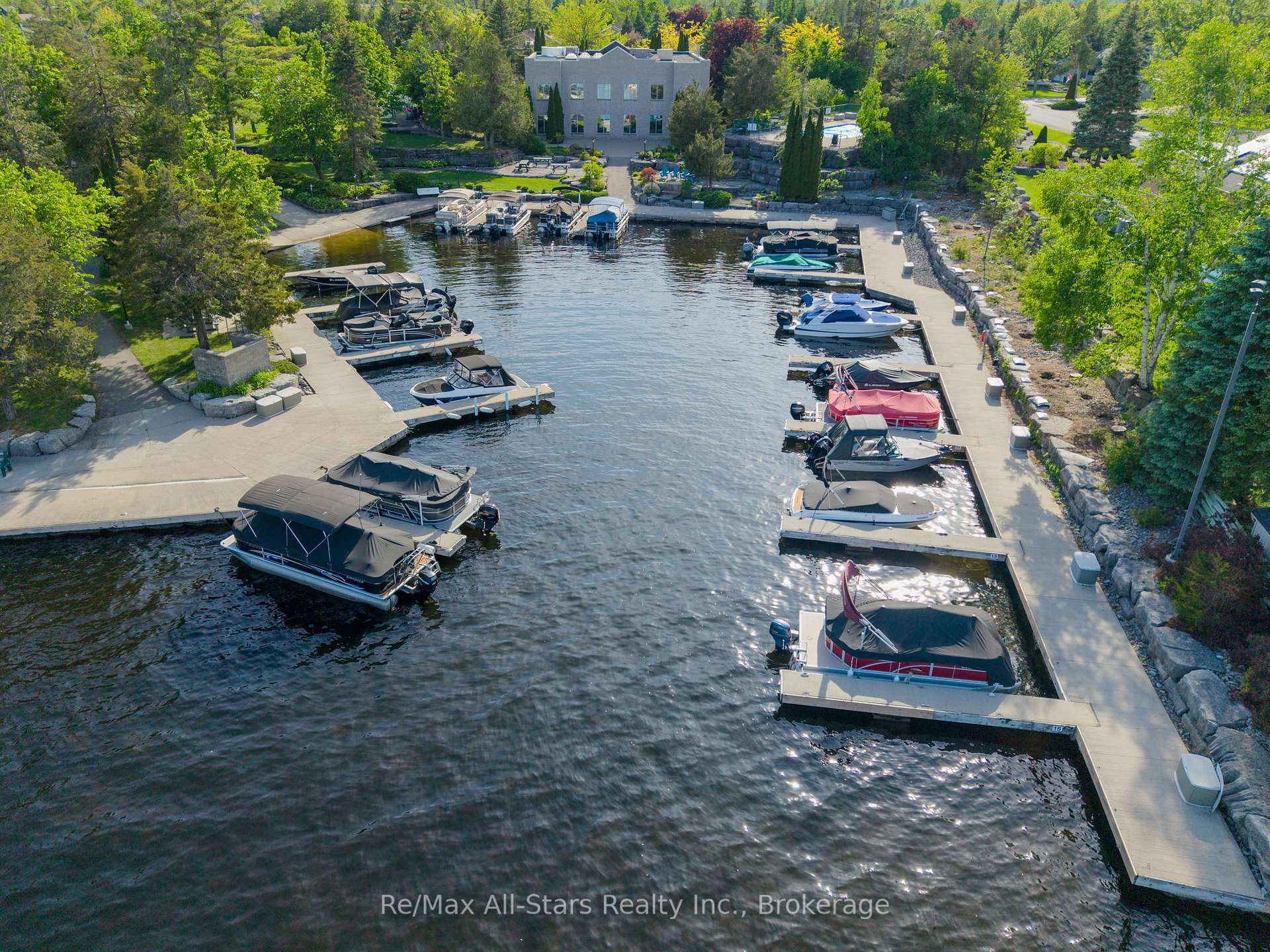 Photo 36 of 3 Governors Drive, Kawartha Lakes, Bobcaygeon — HOMEH