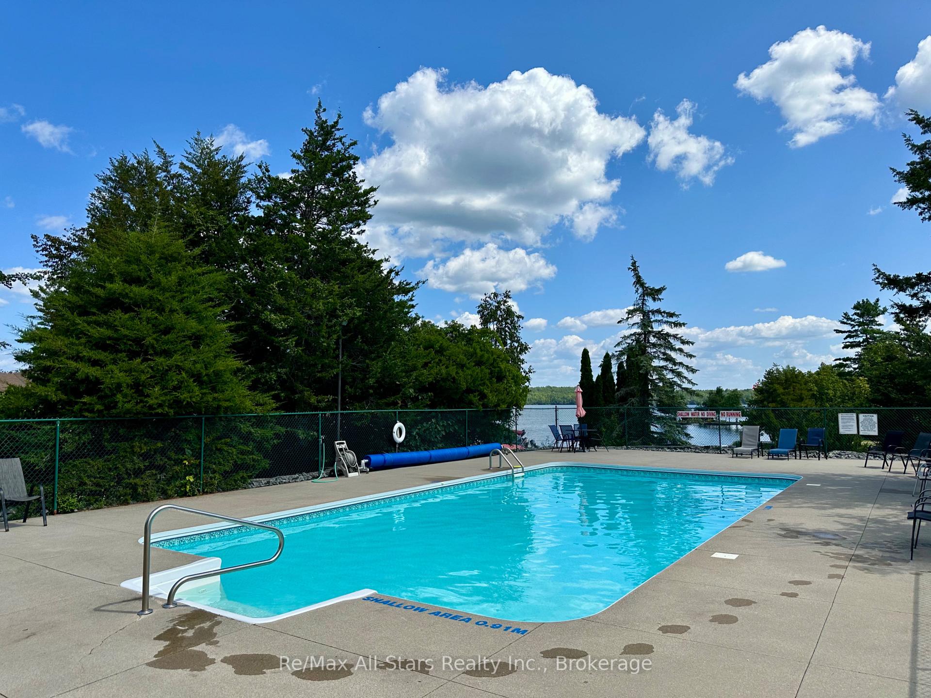 Photo 38 of 3 Governors Drive, Kawartha Lakes, Bobcaygeon — HOMEH