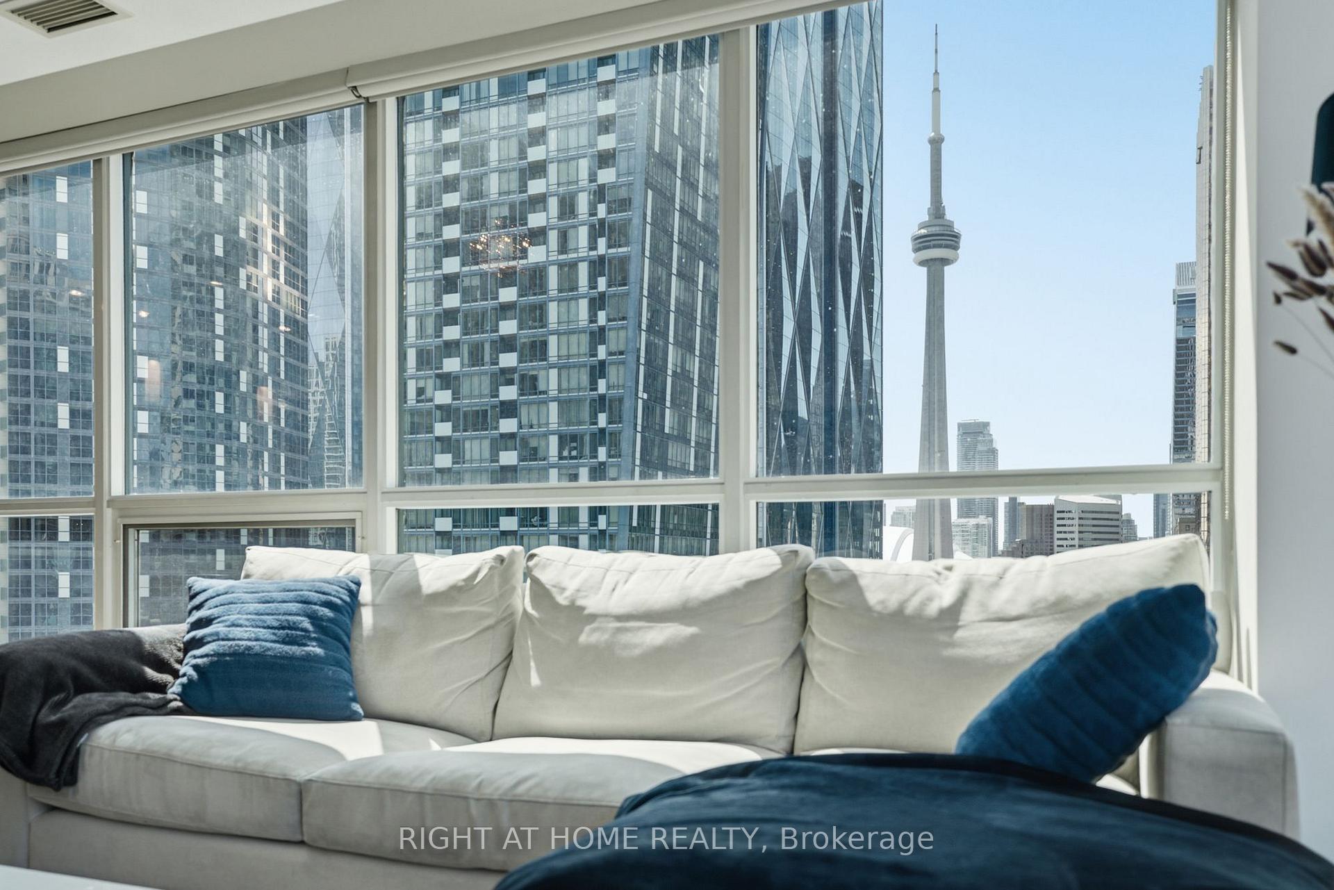 Photo 5 of Unit 1407, 1 Scott Street, Toronto, Waterfront Communities — HOMEH