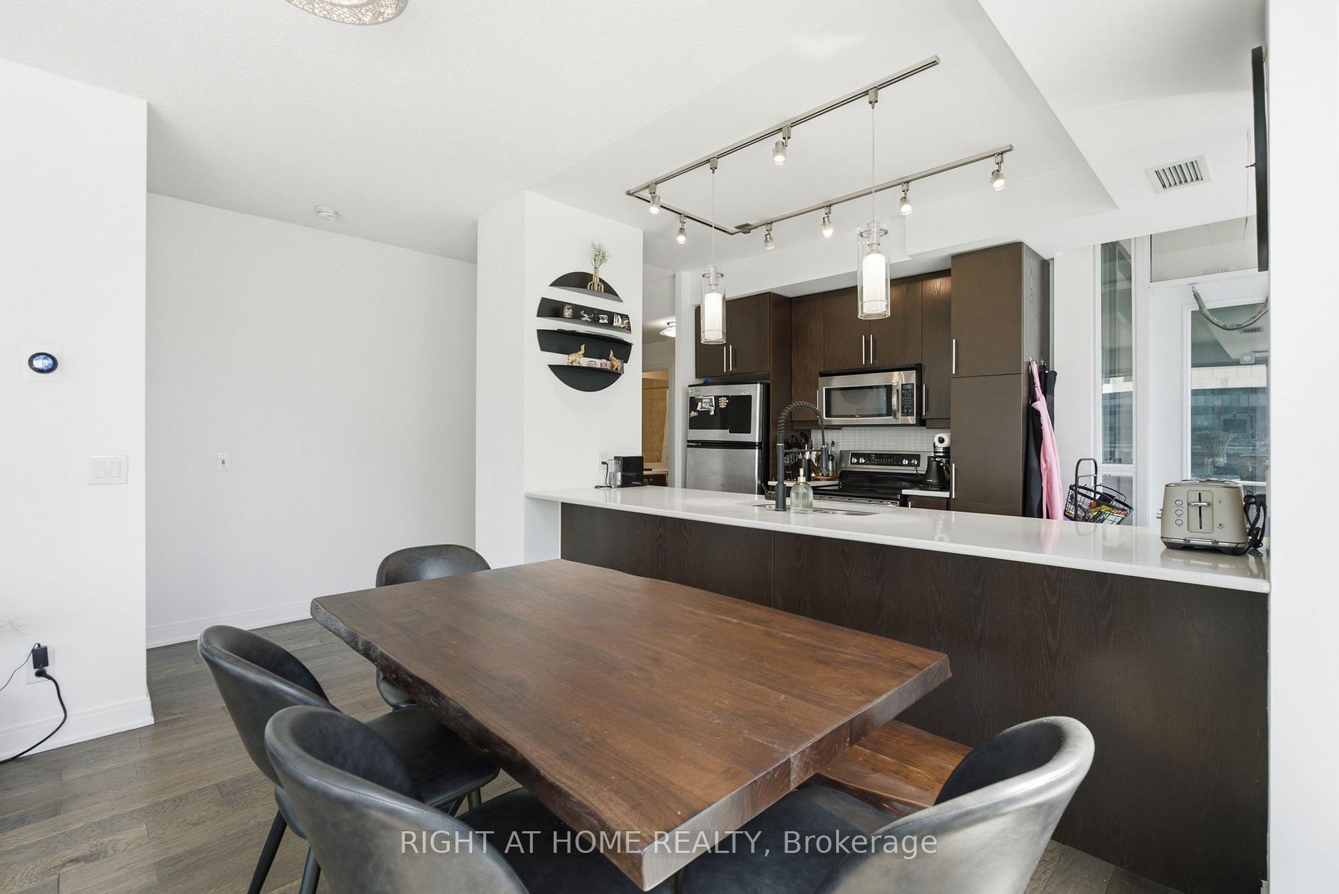 Photo 9 of Unit 1407, 1 Scott Street, Toronto, Waterfront Communities — HOMEH