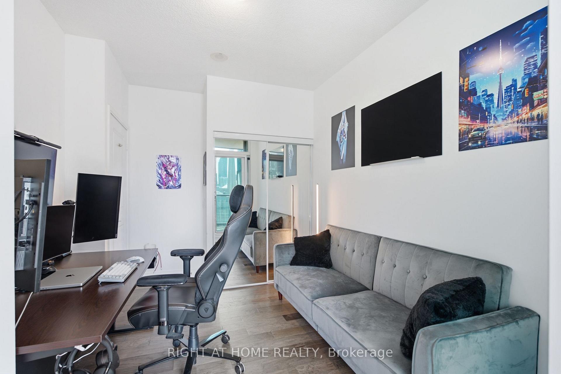 Photo 22 of Unit 1407, 1 Scott Street, Toronto, Waterfront Communities — HOMEH