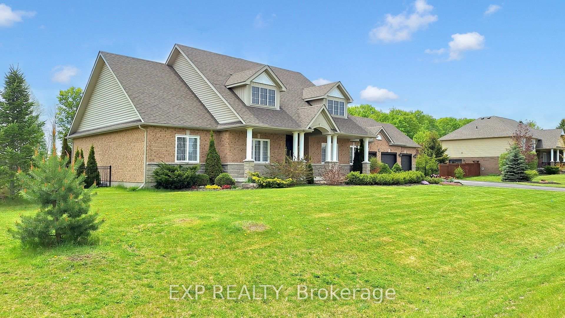 Photo of 42 Somerville Crescent