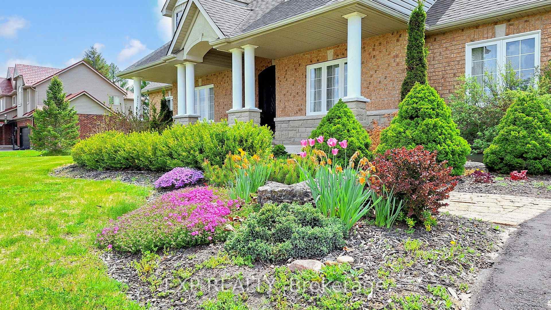 Photo 5 of 42 Somerville Crescent, Mulmur, Rural Mulmur — HOMEH
