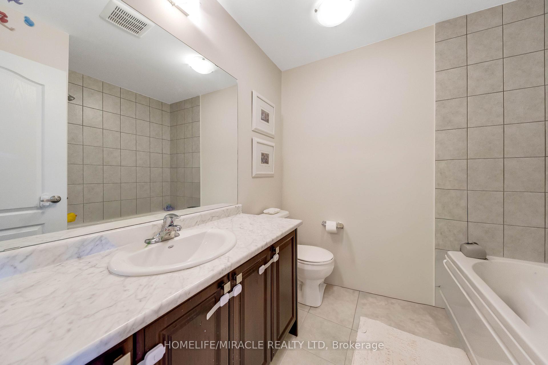 Photo 22 of 96 Esther Crescent S, Thorold, Hurricane/Merrittville — HOMEH
