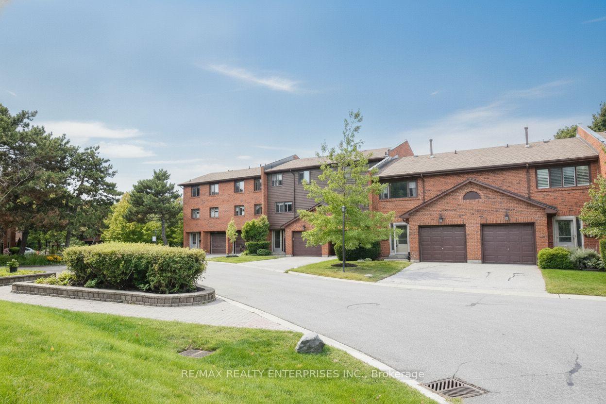 Photo 6 of Unit 102, 4165 Fieldgate Drive, Mississauga, Rathwood — HOMEH