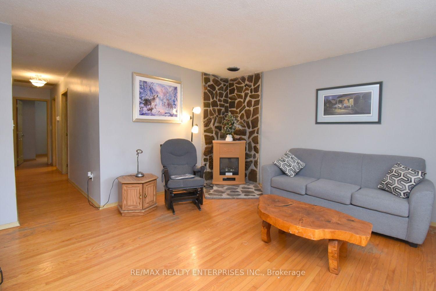 Photo 11 of Unit 102, 4165 Fieldgate Drive, Mississauga, Rathwood — HOMEH
