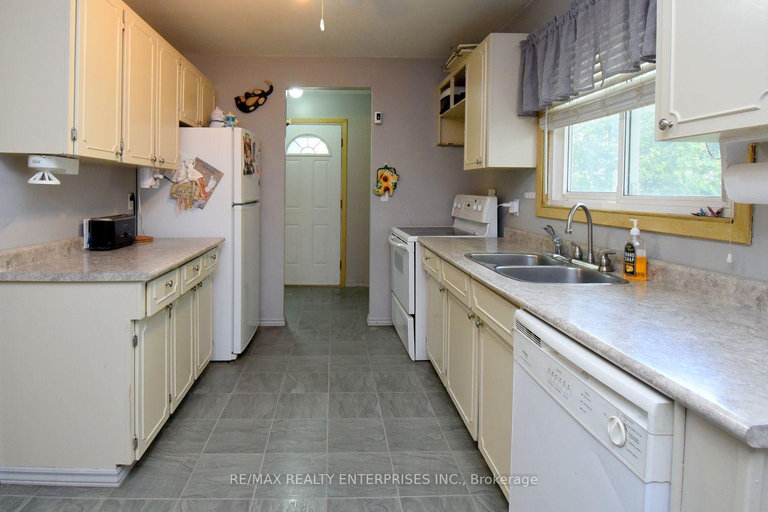 Photo 18 of Unit 102, 4165 Fieldgate Drive, Mississauga, Rathwood — HOMEH