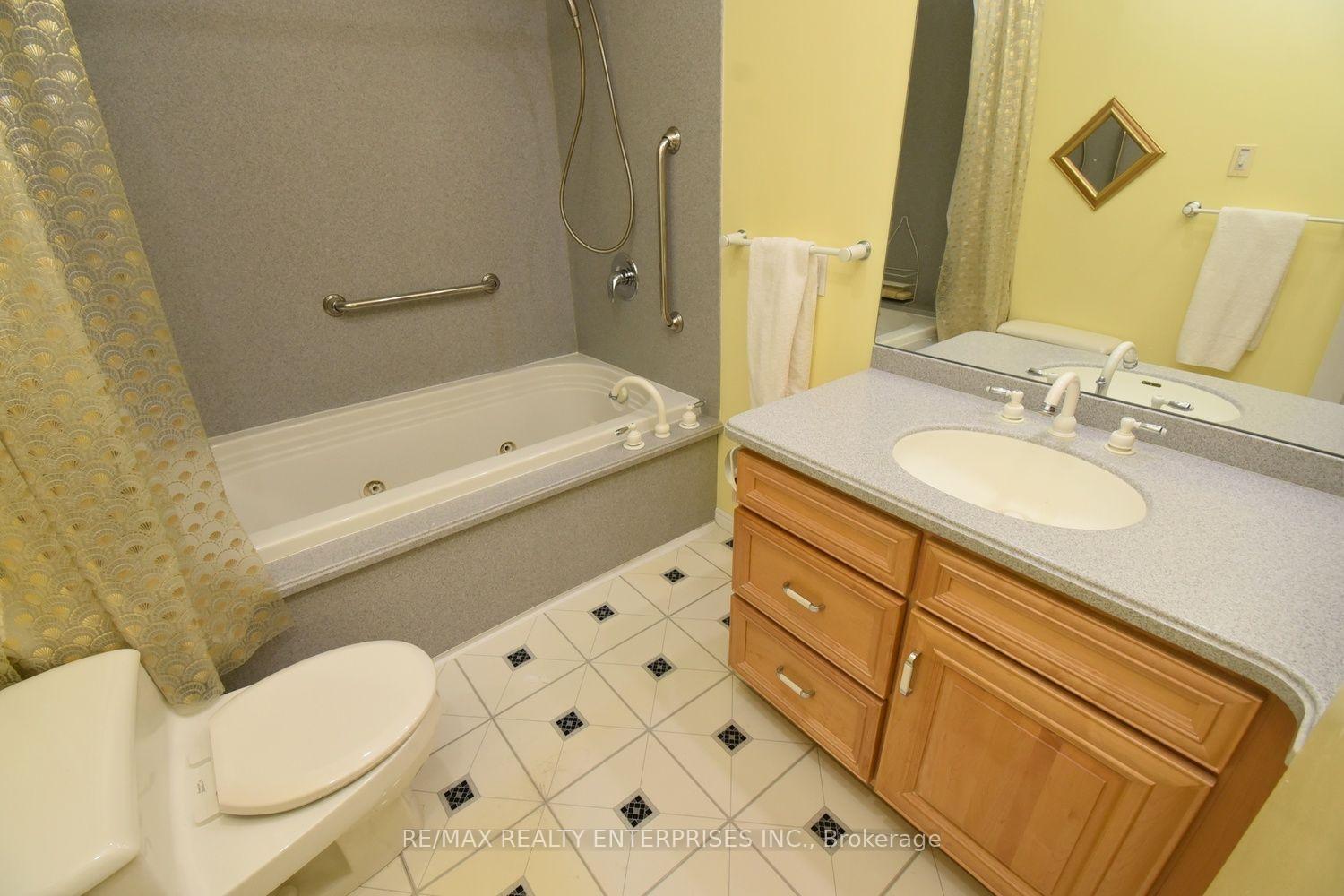 Photo 25 of Unit 102, 4165 Fieldgate Drive, Mississauga, Rathwood — HOMEH