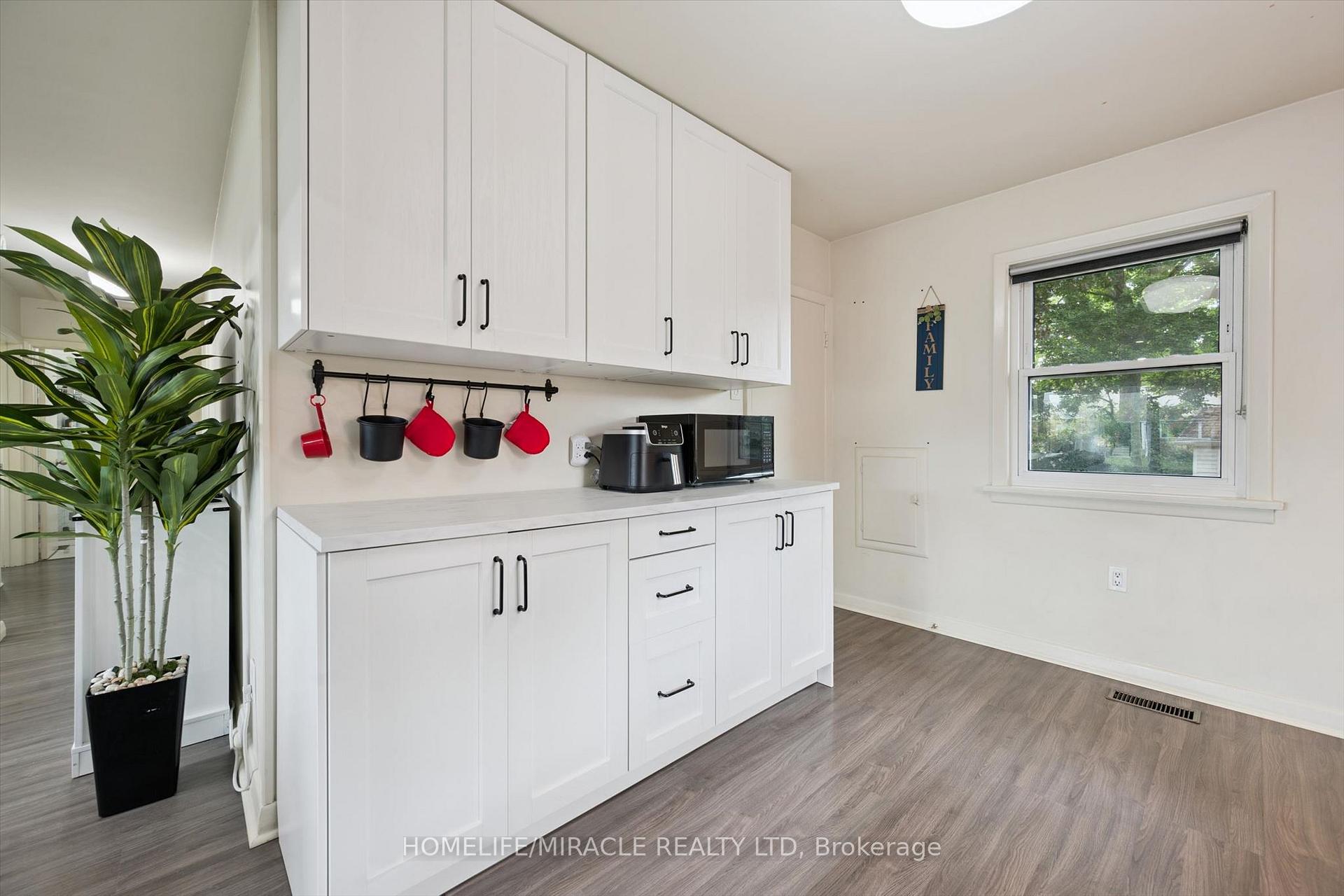 Photo 11 of 60 Edinburgh Road, Kitchener, Heritage Park/Rosemount — HOMEH