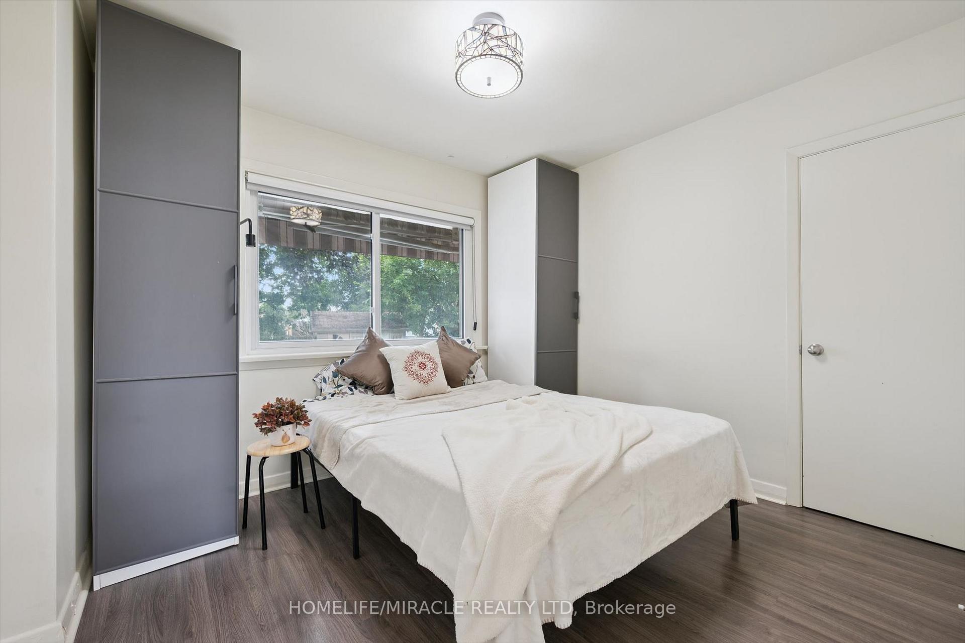 Photo 14 of 60 Edinburgh Road, Kitchener, Heritage Park/Rosemount — HOMEH