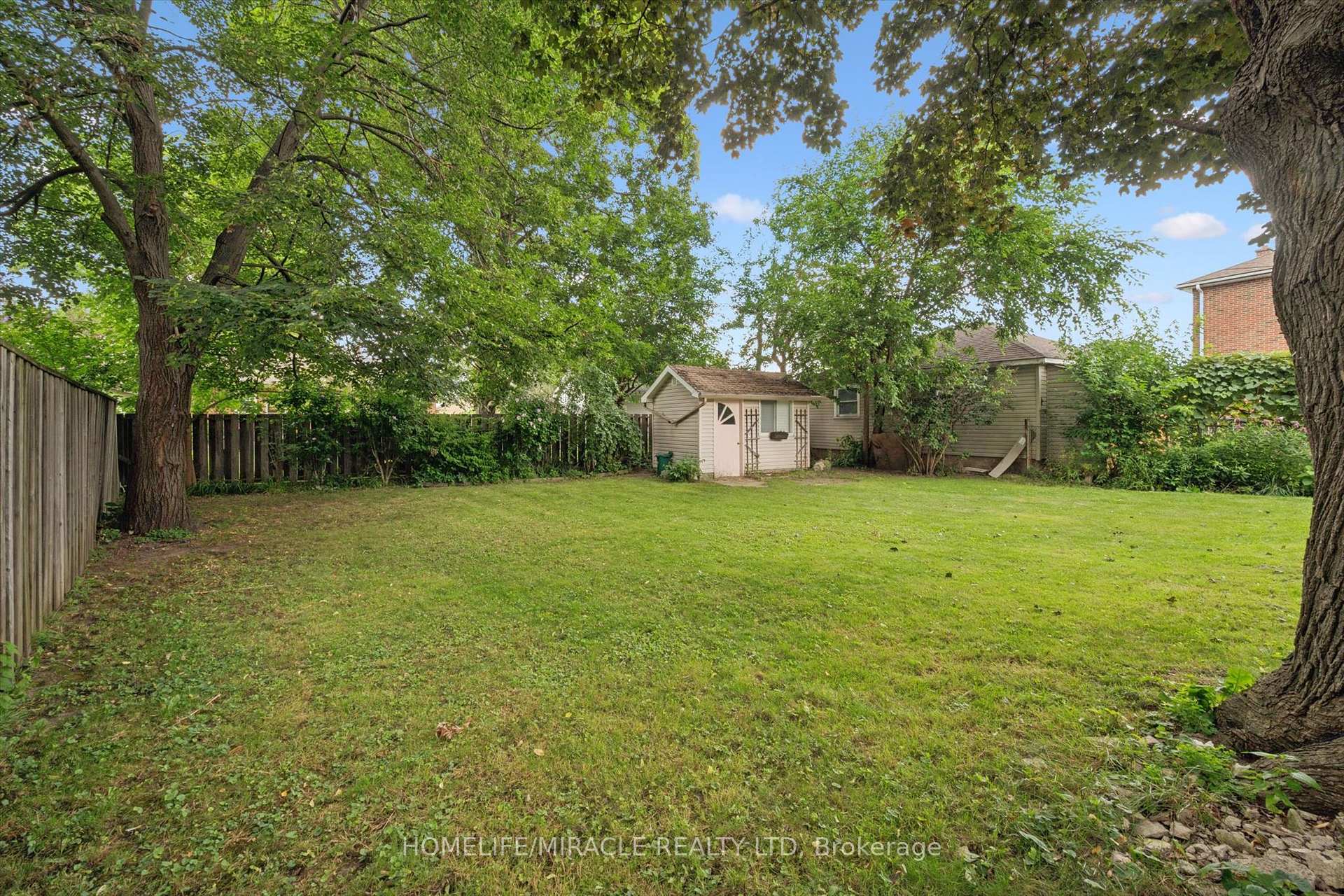 Photo 35 of 60 Edinburgh Road, Kitchener, Heritage Park/Rosemount — HOMEH