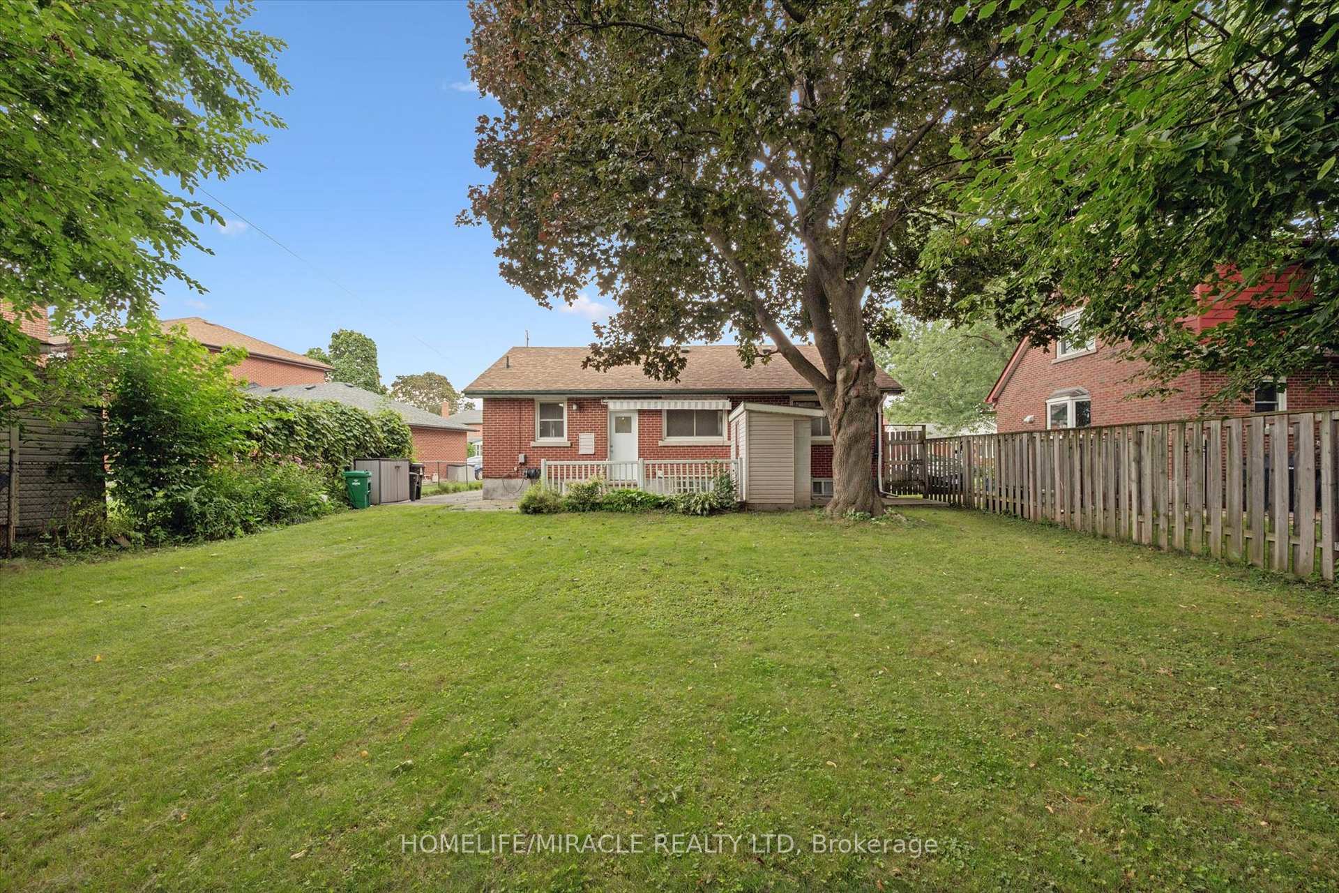 Photo 38 of 60 Edinburgh Road, Kitchener, Heritage Park/Rosemount — HOMEH