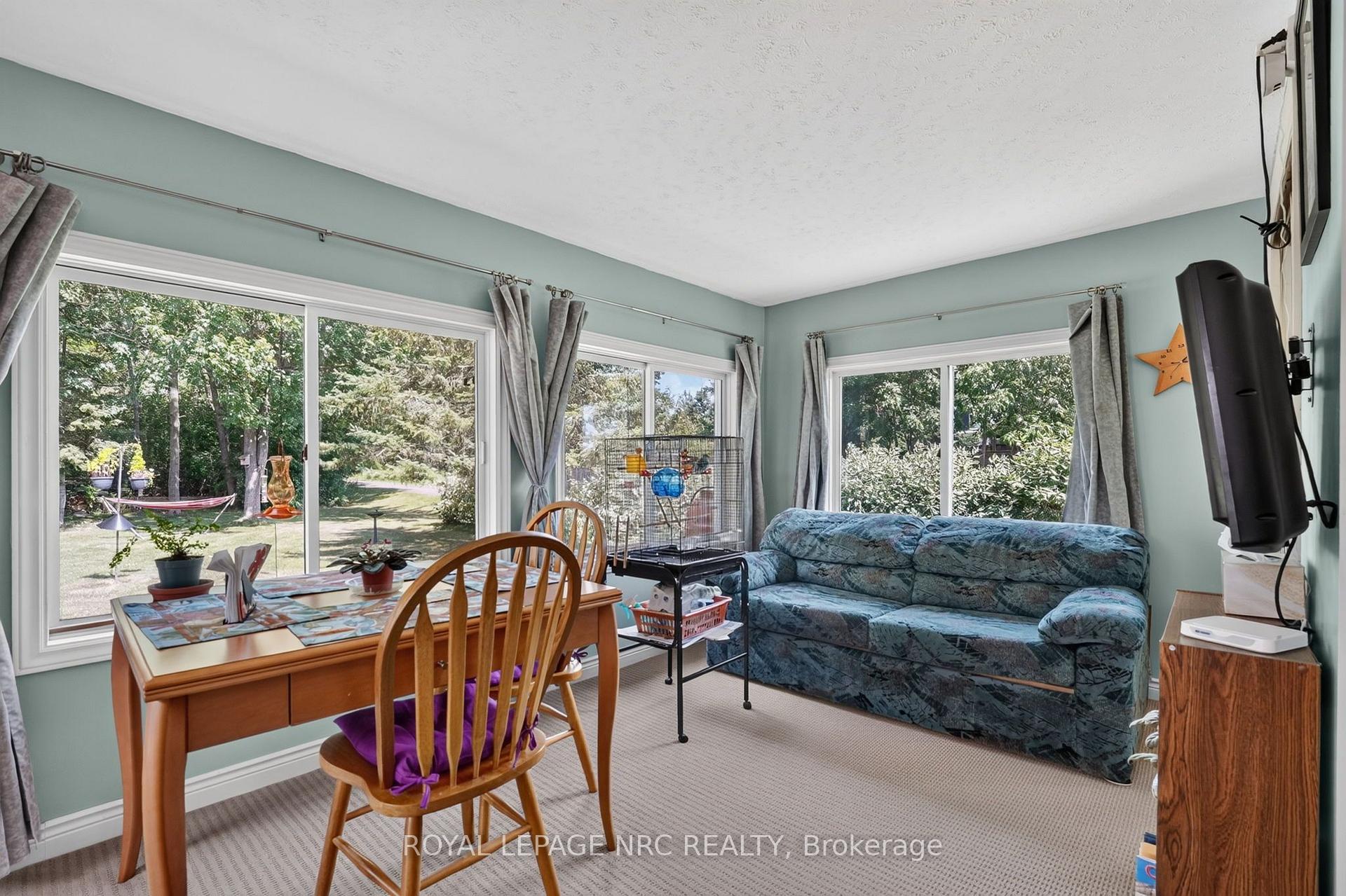 Photo 26 of 930 Edgemere Road, Fort Erie, Crescent Park — HOMEH