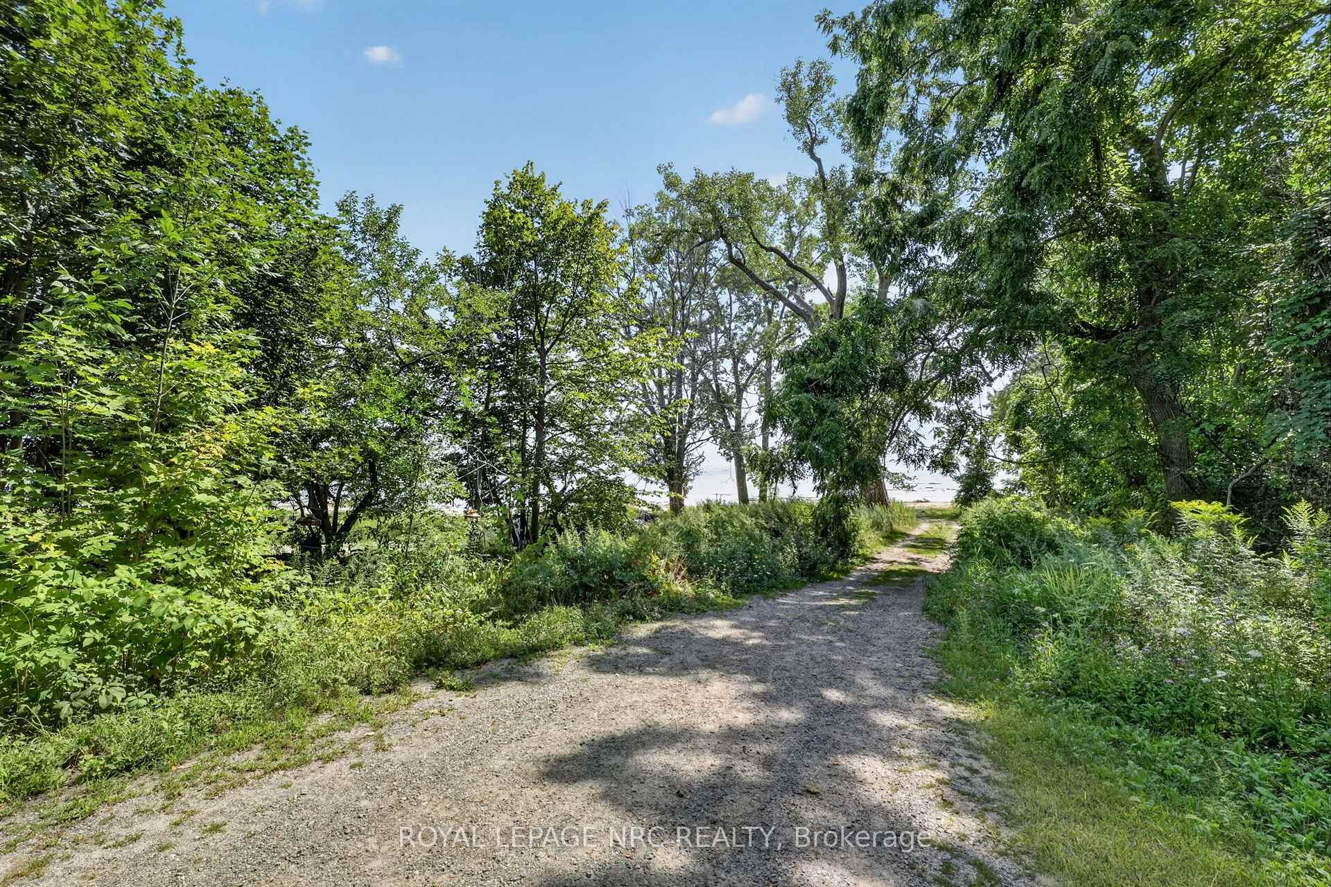Photo 43 of 930 Edgemere Road, Fort Erie, Crescent Park — HOMEH