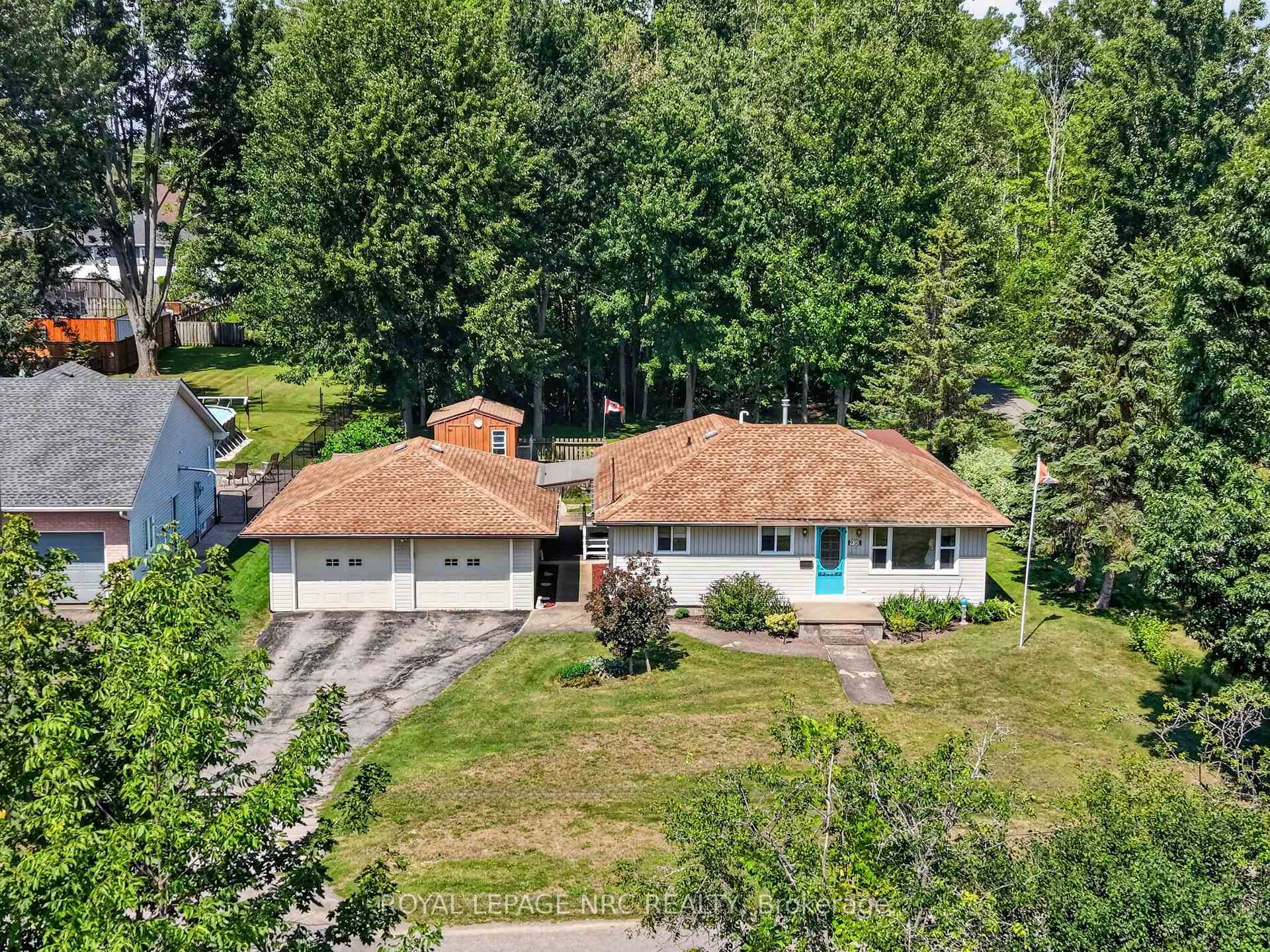 Photo 49 of 930 Edgemere Road, Fort Erie, Crescent Park — HOMEH