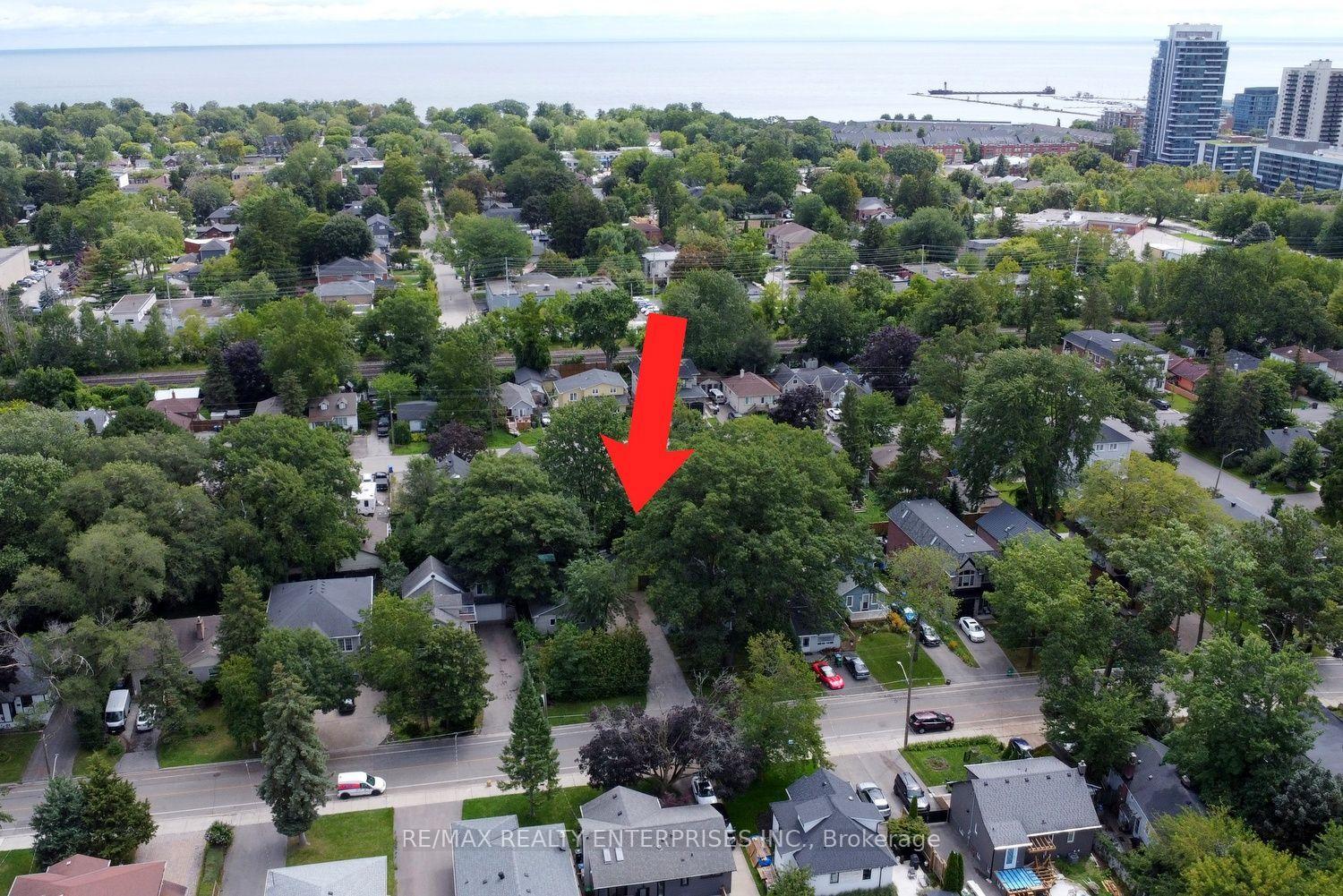 Photo 2 of 120 Eaglewood Boulevard, Mississauga, Mineola — HOMEH