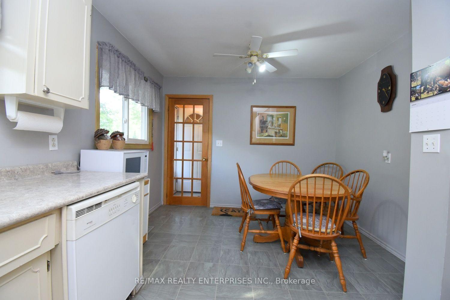Photo 17 of 120 Eaglewood Boulevard, Mississauga, Mineola — HOMEH